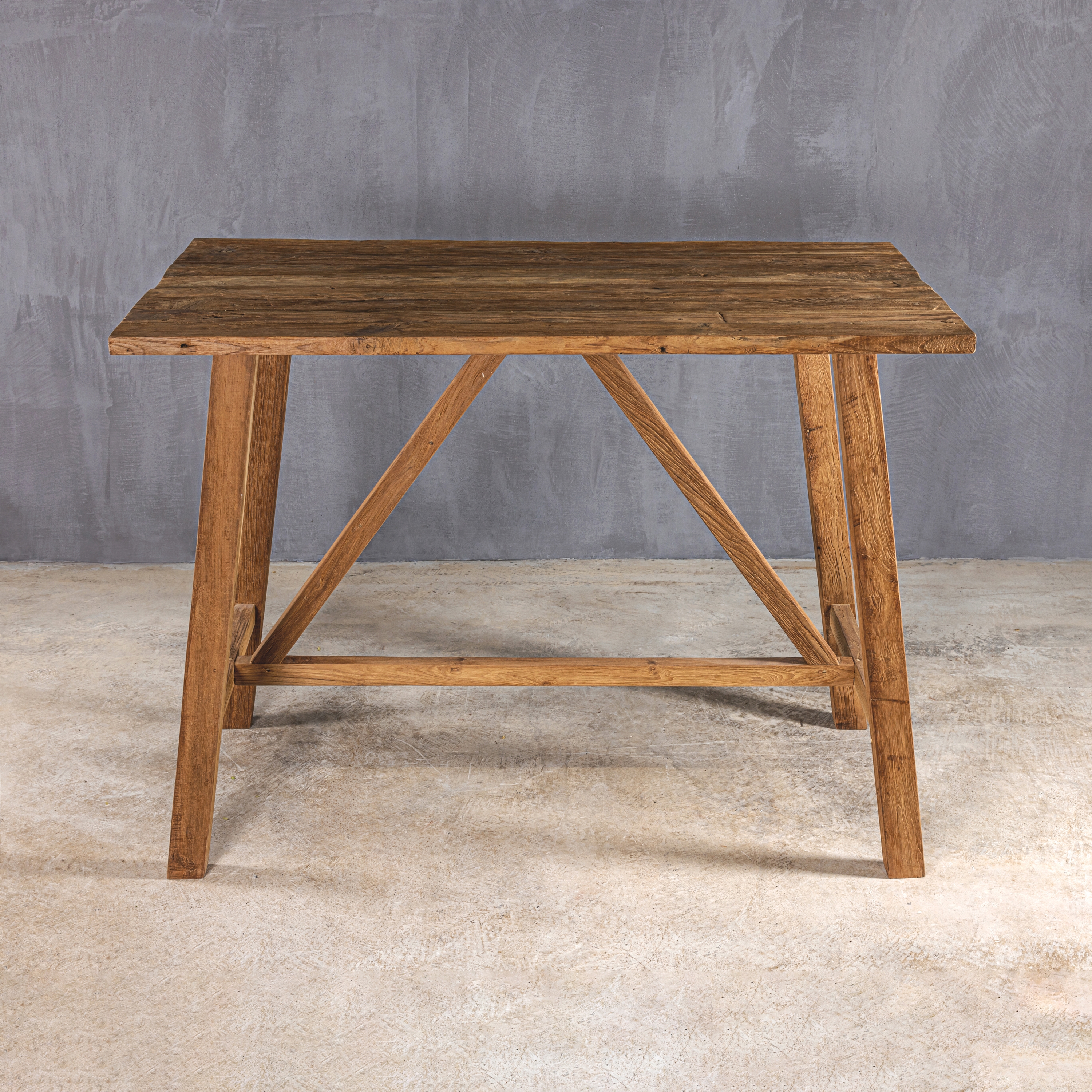 Mostra il prodotto Slow Reclaimed | Toji 140 Bar Table Reclaimed Teak del produttore Set Collection