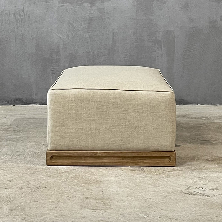 Mostra il prodotto Slow Reclaimed | Issa Hocker del produttore Set Collection