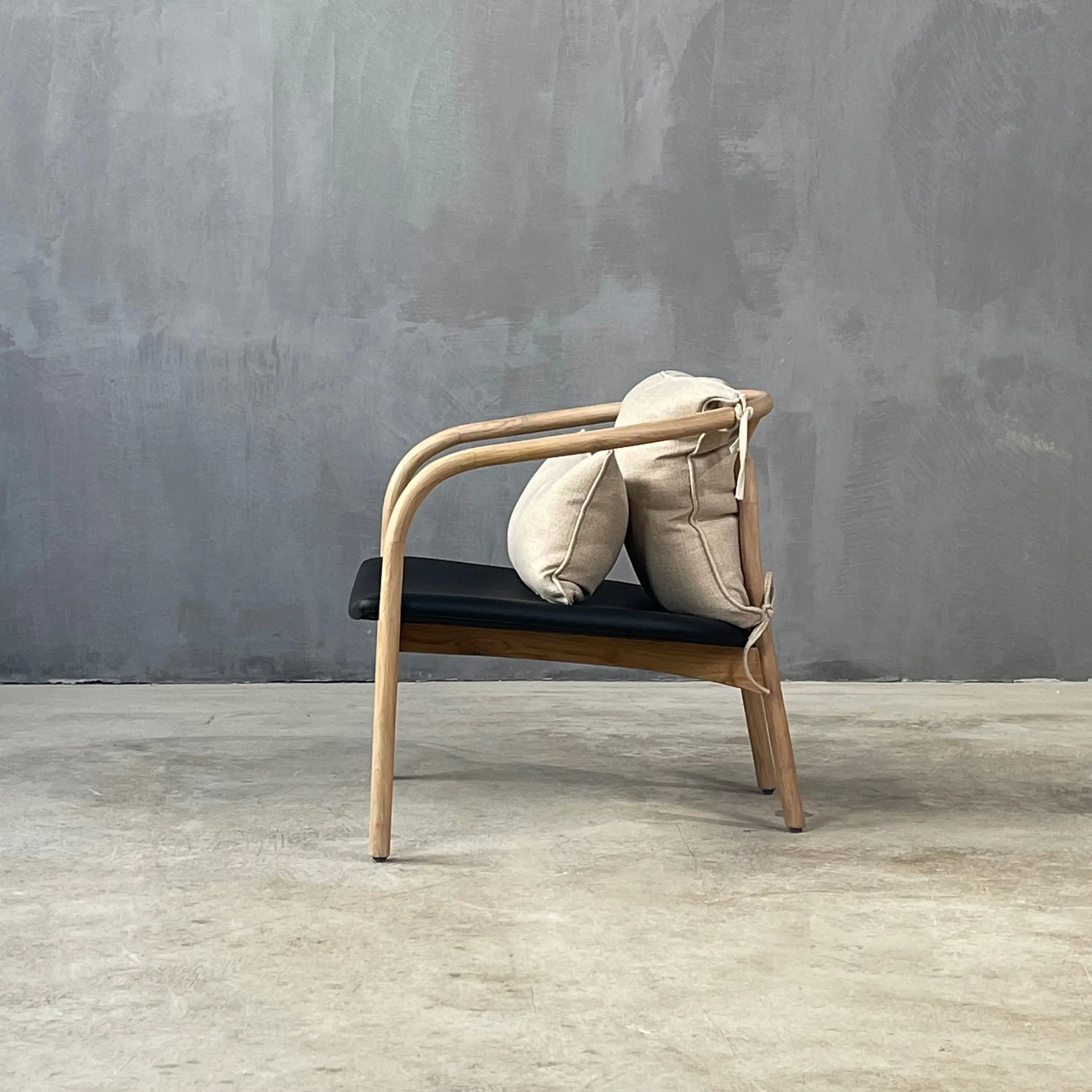 Set Collection - Classics | The Tokyo Lounge Armchair Oak