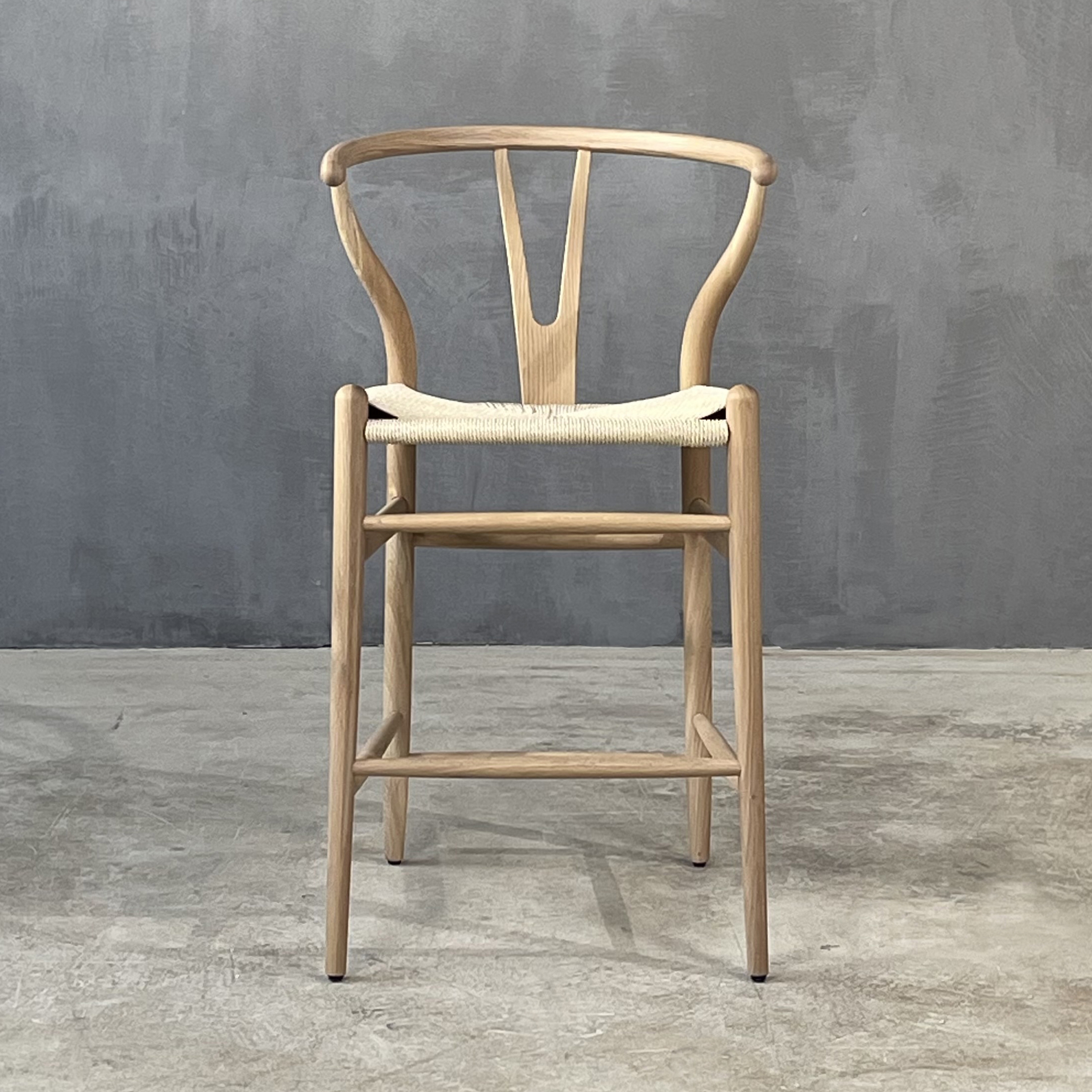 Produkt Classics | The Layla Counterstool Oak des Herstellers Set Collection anzeigen