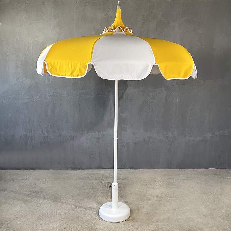 Mostra il prodotto Dolce Vita | Ciao Amore Stripe Yellow 200 Umbrella del produttore Set Collection