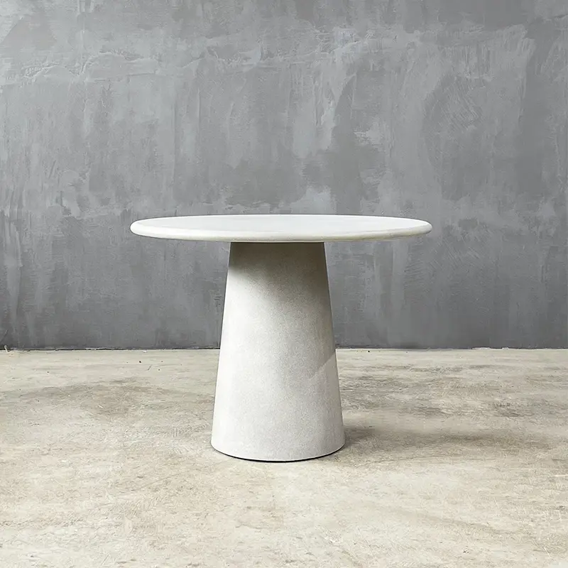 Set Collection - Brutal | Matera Sculptural 100 Table