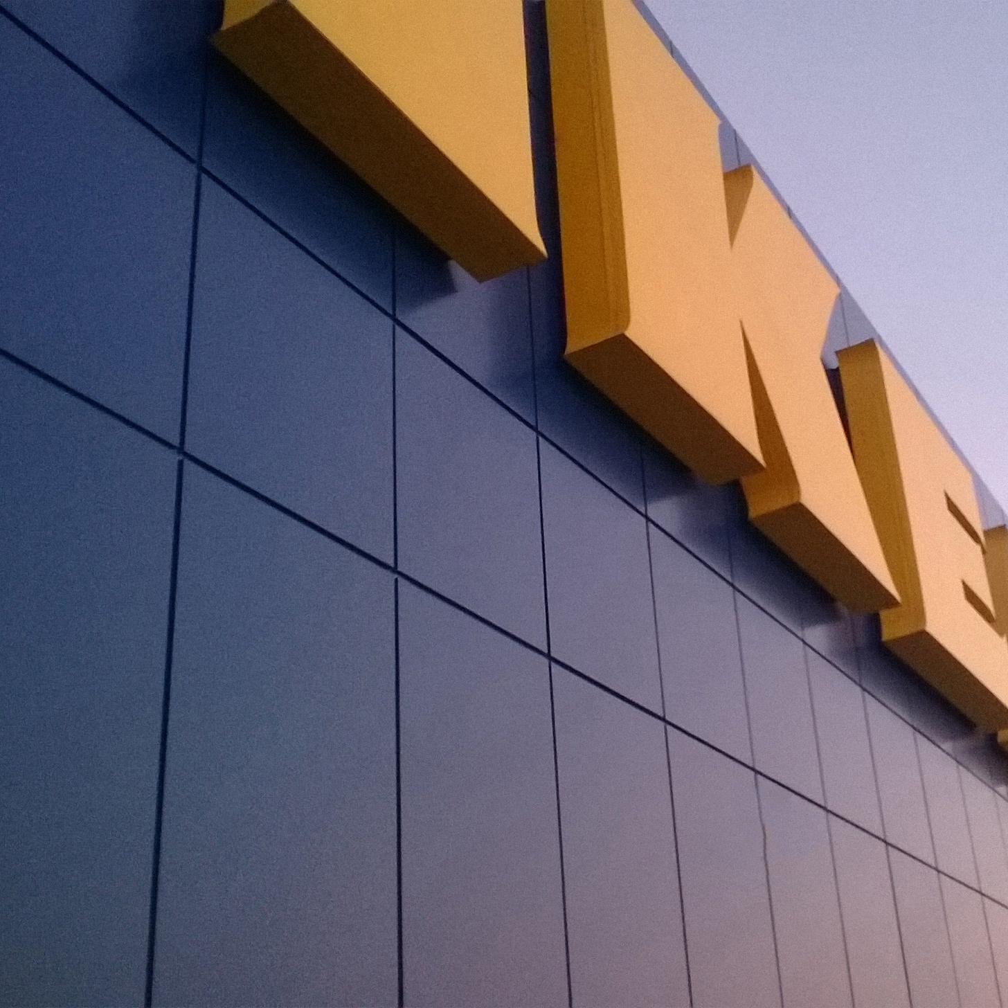 Produkt Aluminium Composite Panels | etalbond® d3,d2,d1 des Herstellers ELVAL COLOUR anzeigen