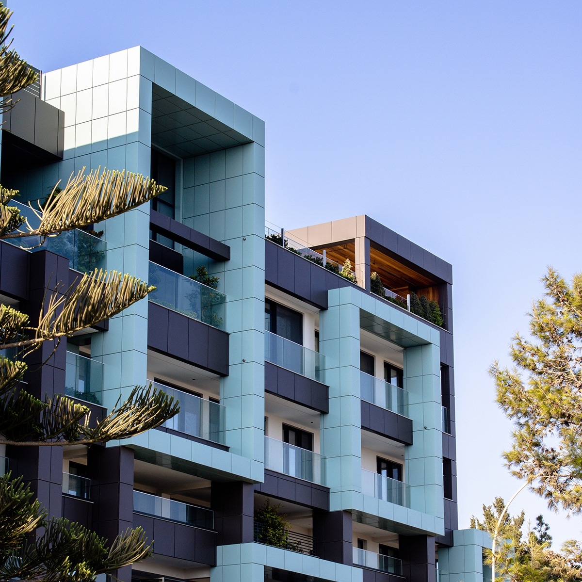 Produkt Facade Coatings | arypon® des Herstellers ELVAL COLOUR anzeigen