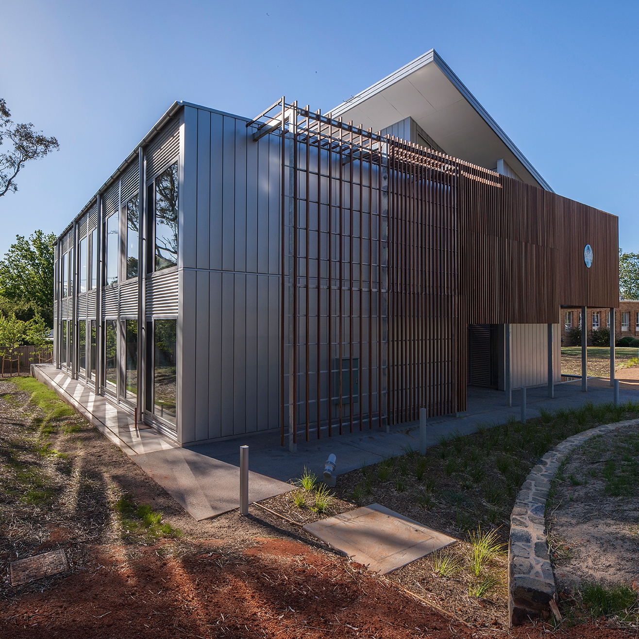 Display product Facade Coatings | High Reflectivity Coatings from manufacturer ELVAL COLOUR