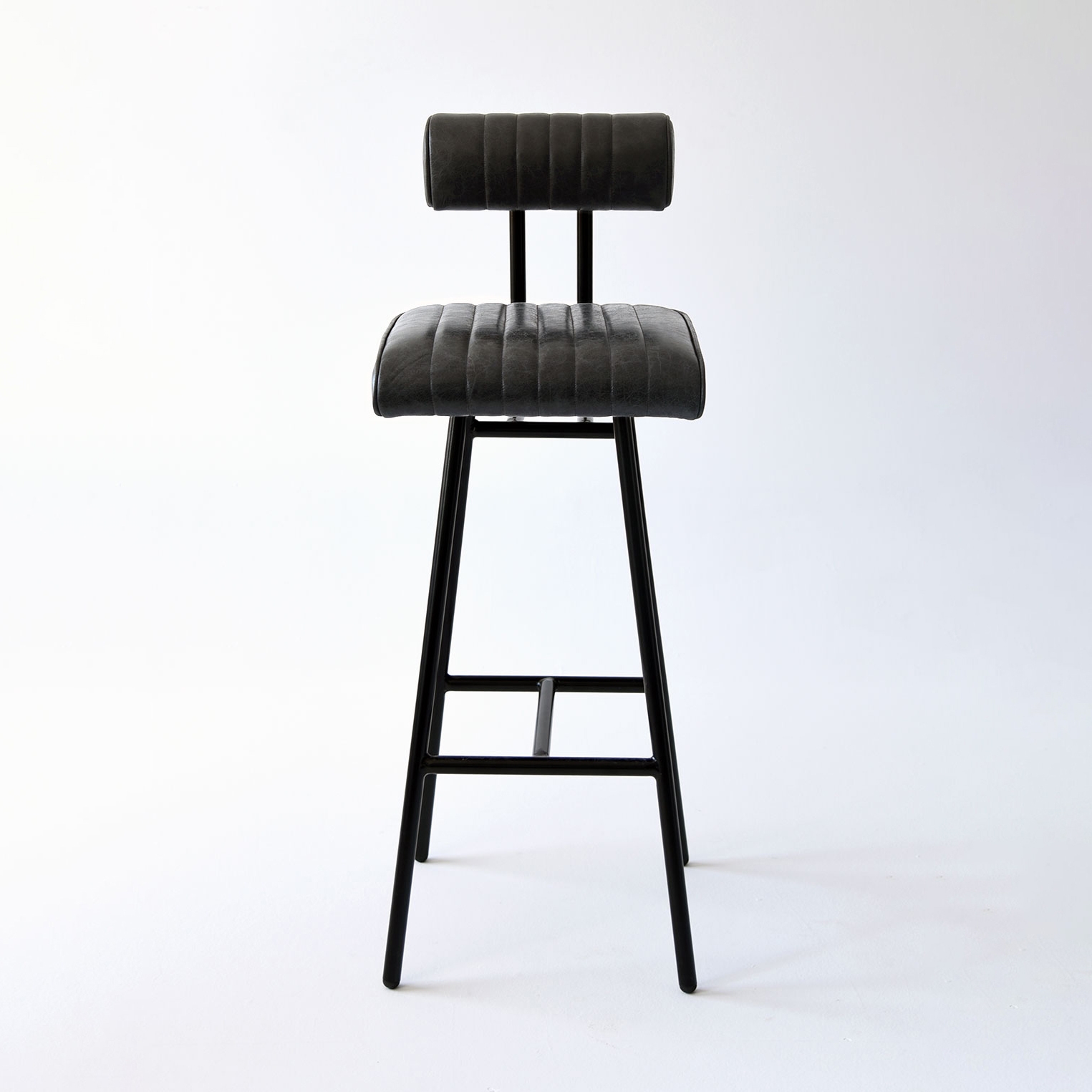 Display product Brooklyn | Stool from manufacturer Topos Workshop