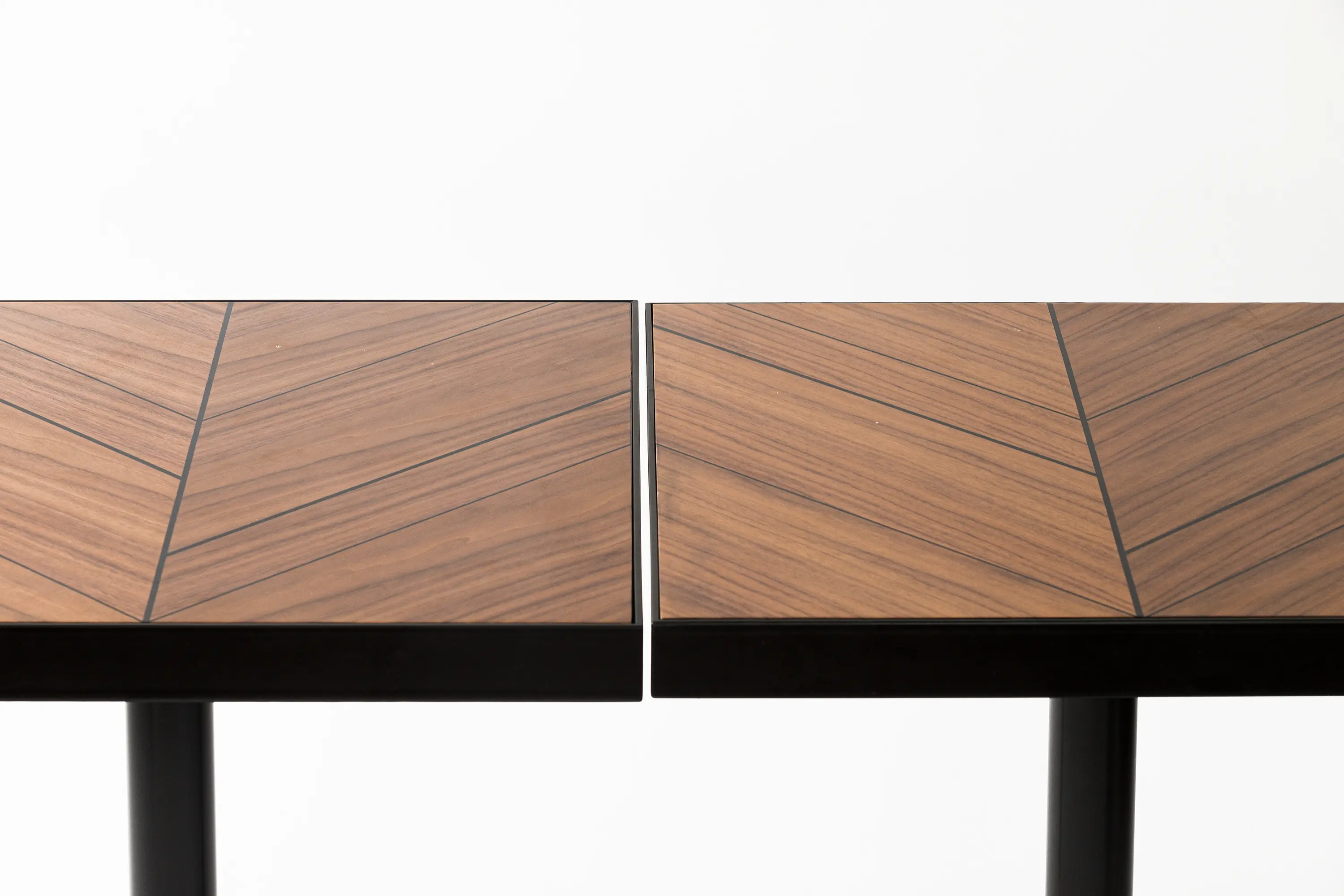 Topos Workshop - Ring | W Table