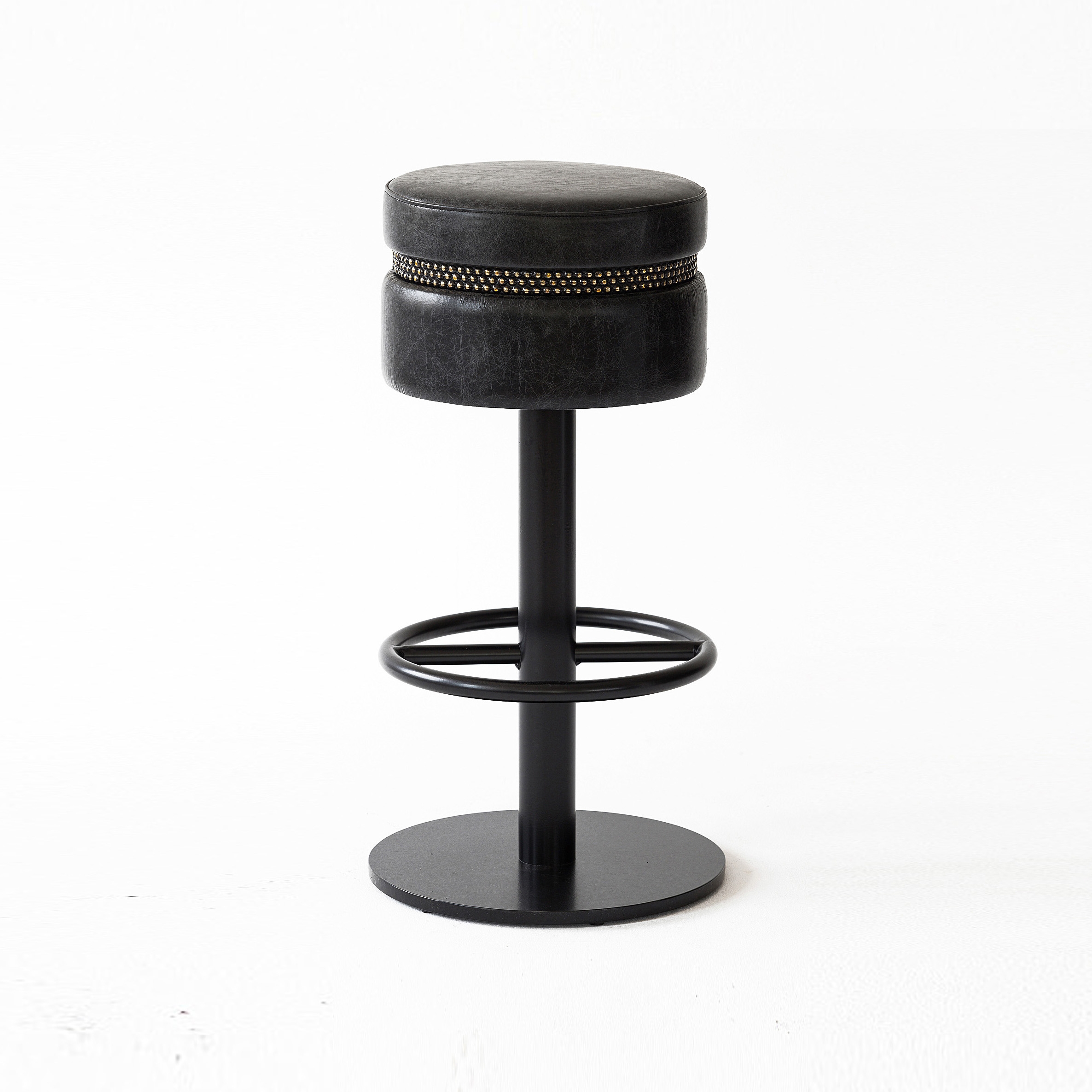 Robust | Stool
