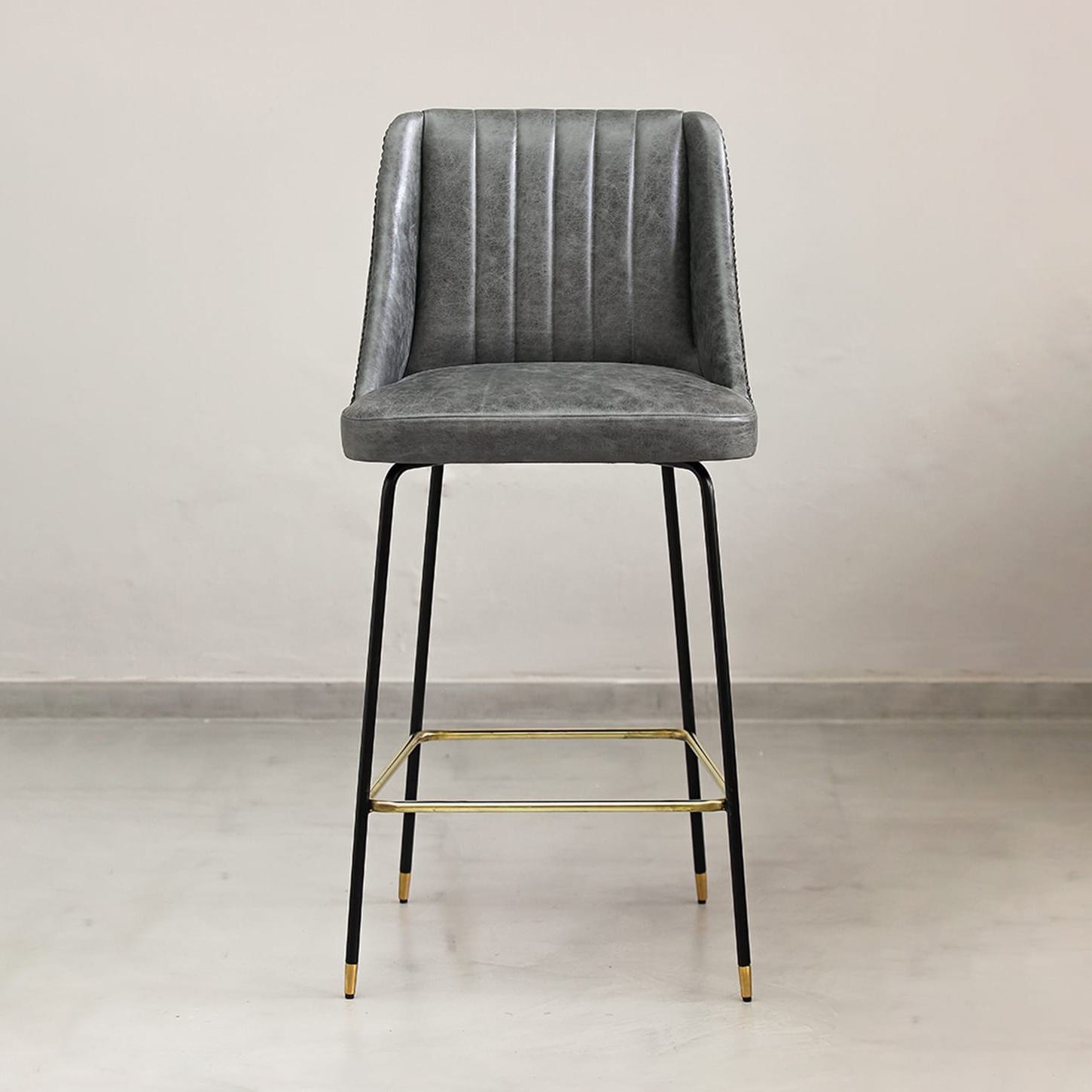 Display product Soho | B Stool from manufacturer Topos Workshop