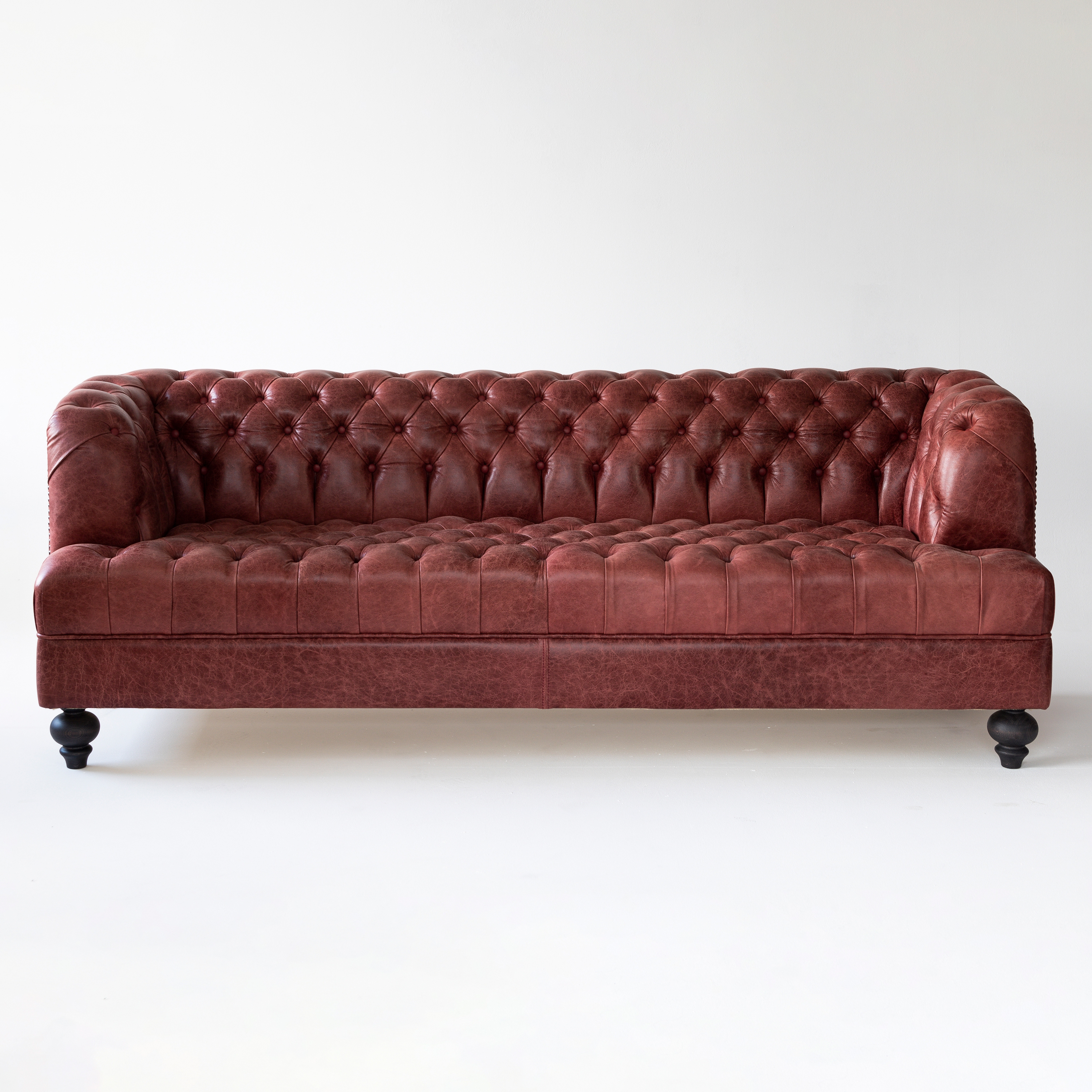 Display product Vienna | B Sofa from manufacturer Topos Workshop