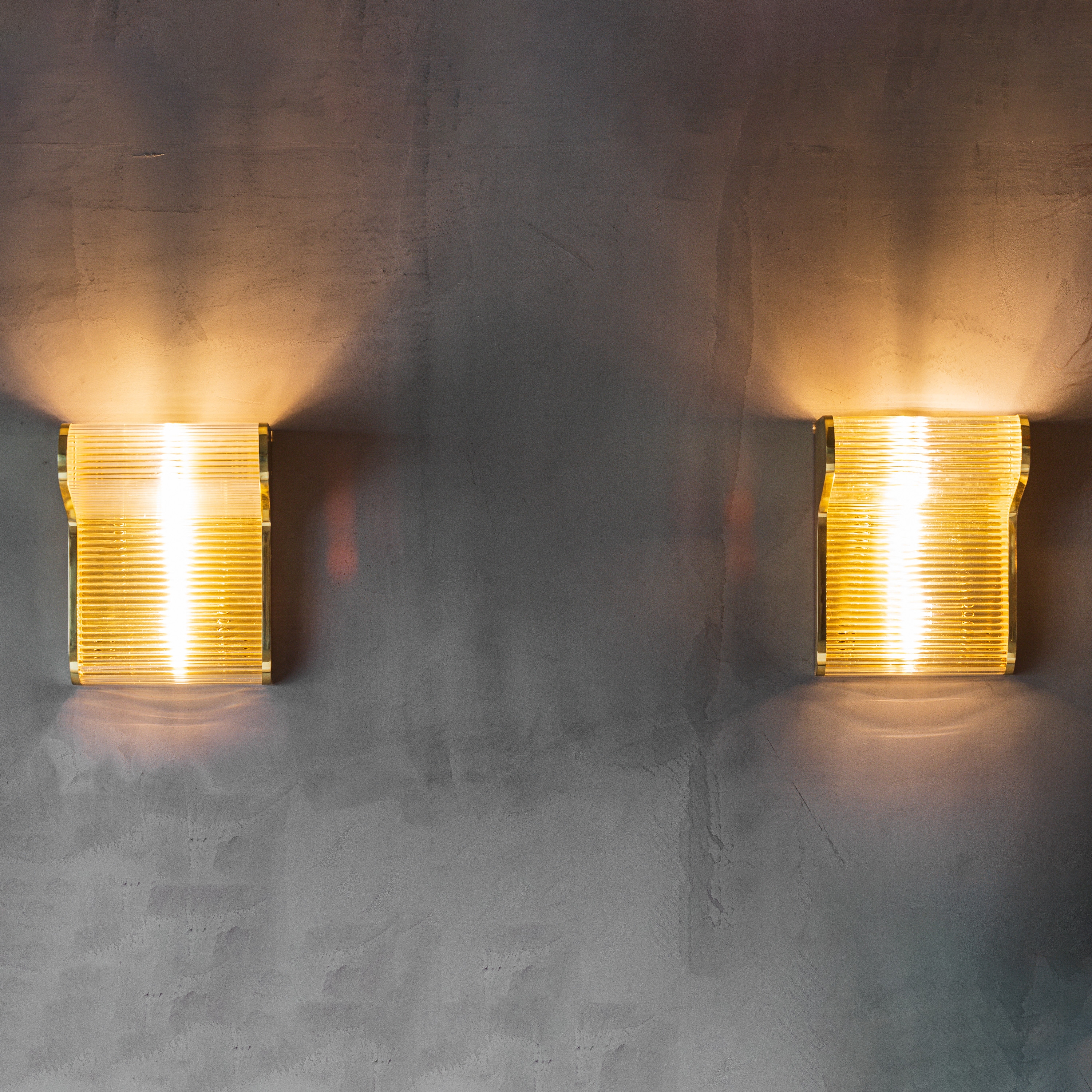 Display product Waves | Wall Light from manufacturer Topos Workshop