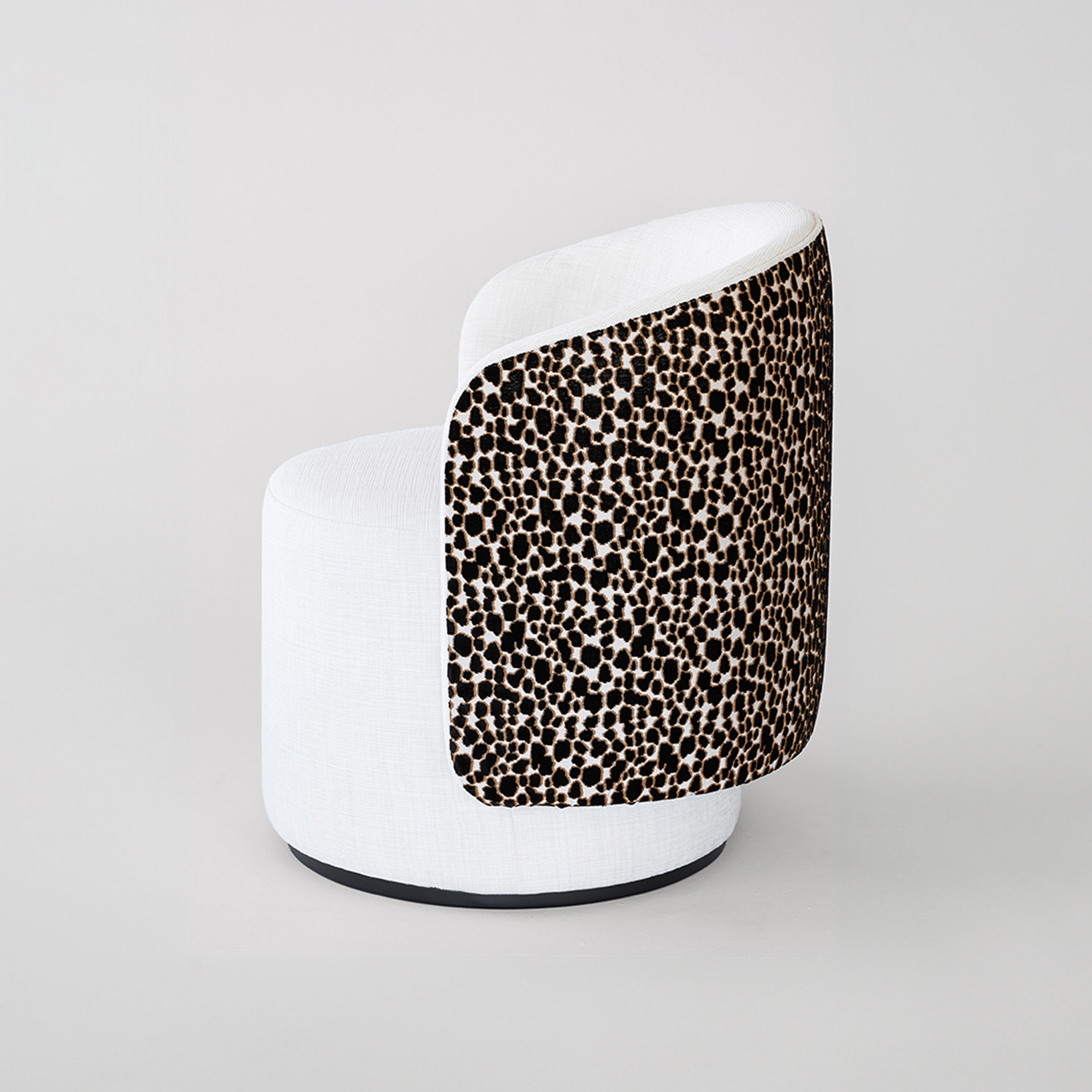Shell | Lounge Chair