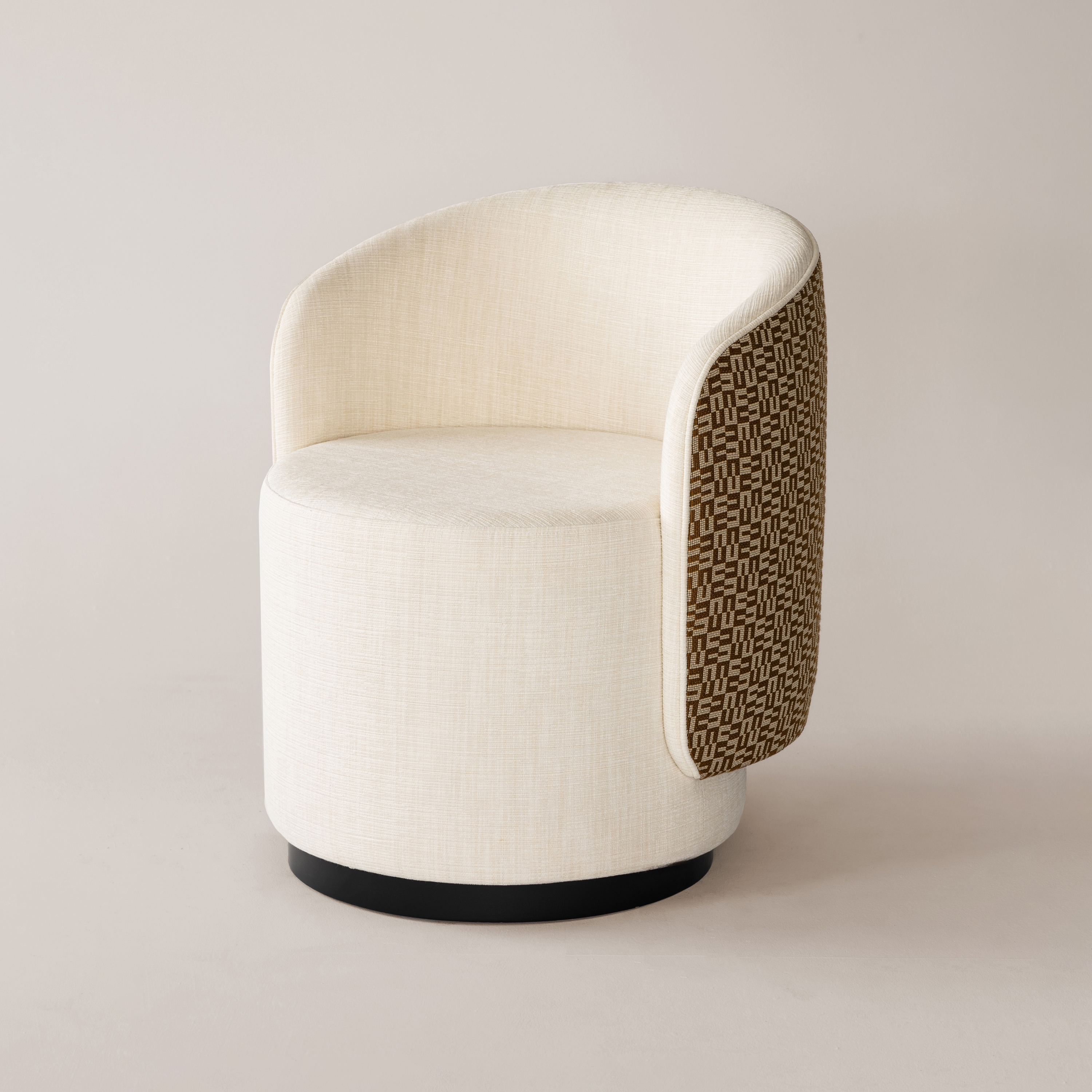 Shell | Lounge Chair
