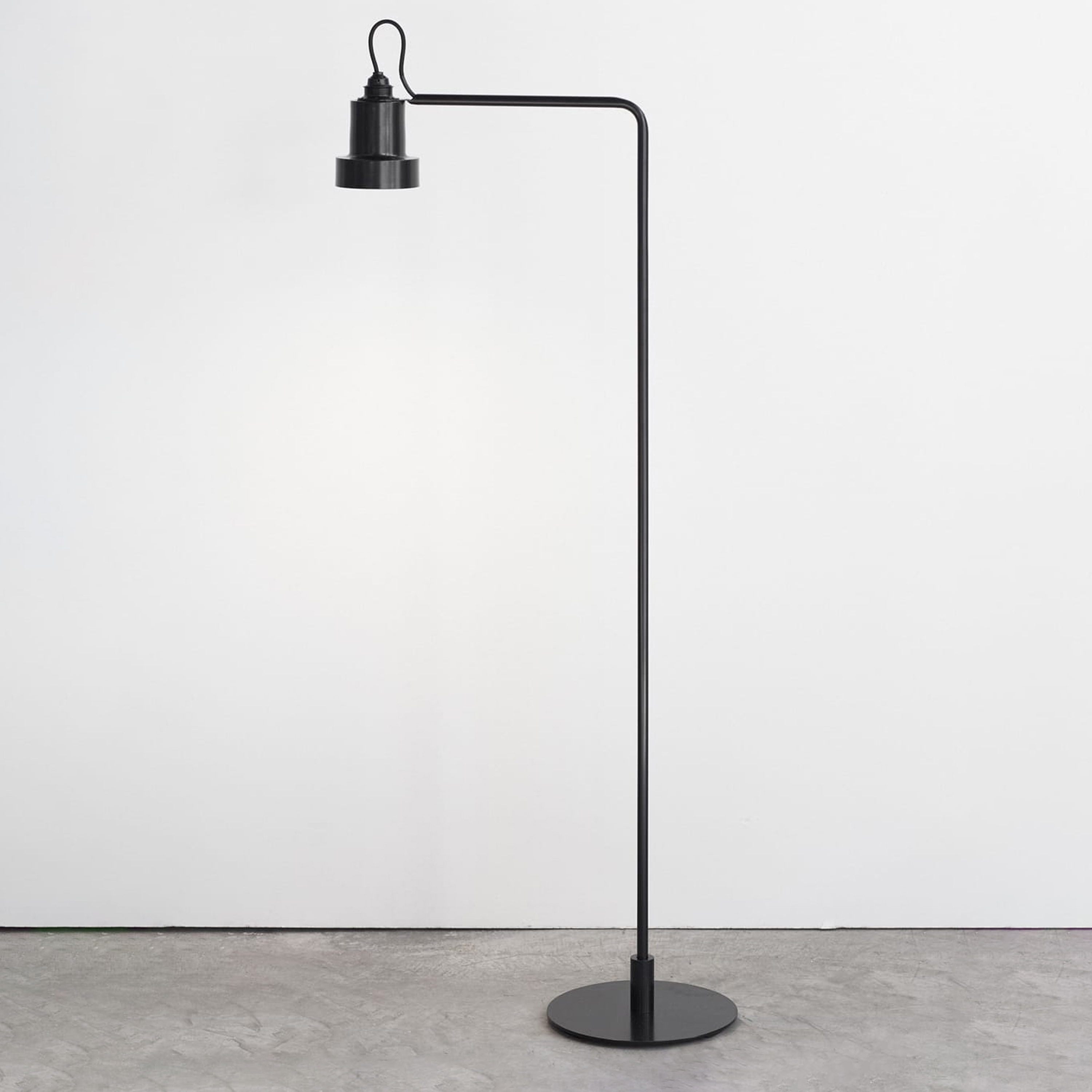 Display product Line FL | Floor Light from manufacturer Topos Workshop