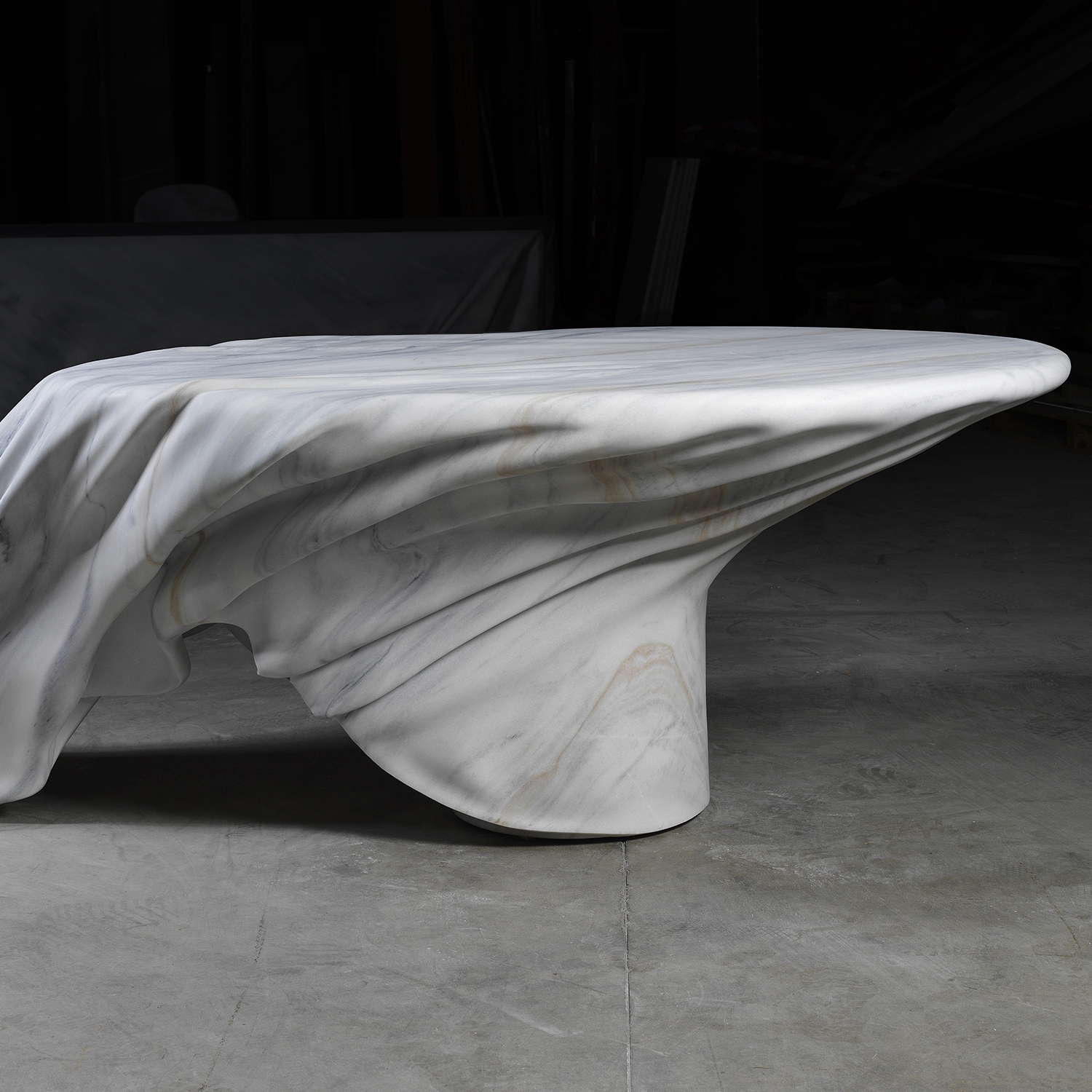 Display product Design furniture | Velata Oval Table from manufacturer Margraf