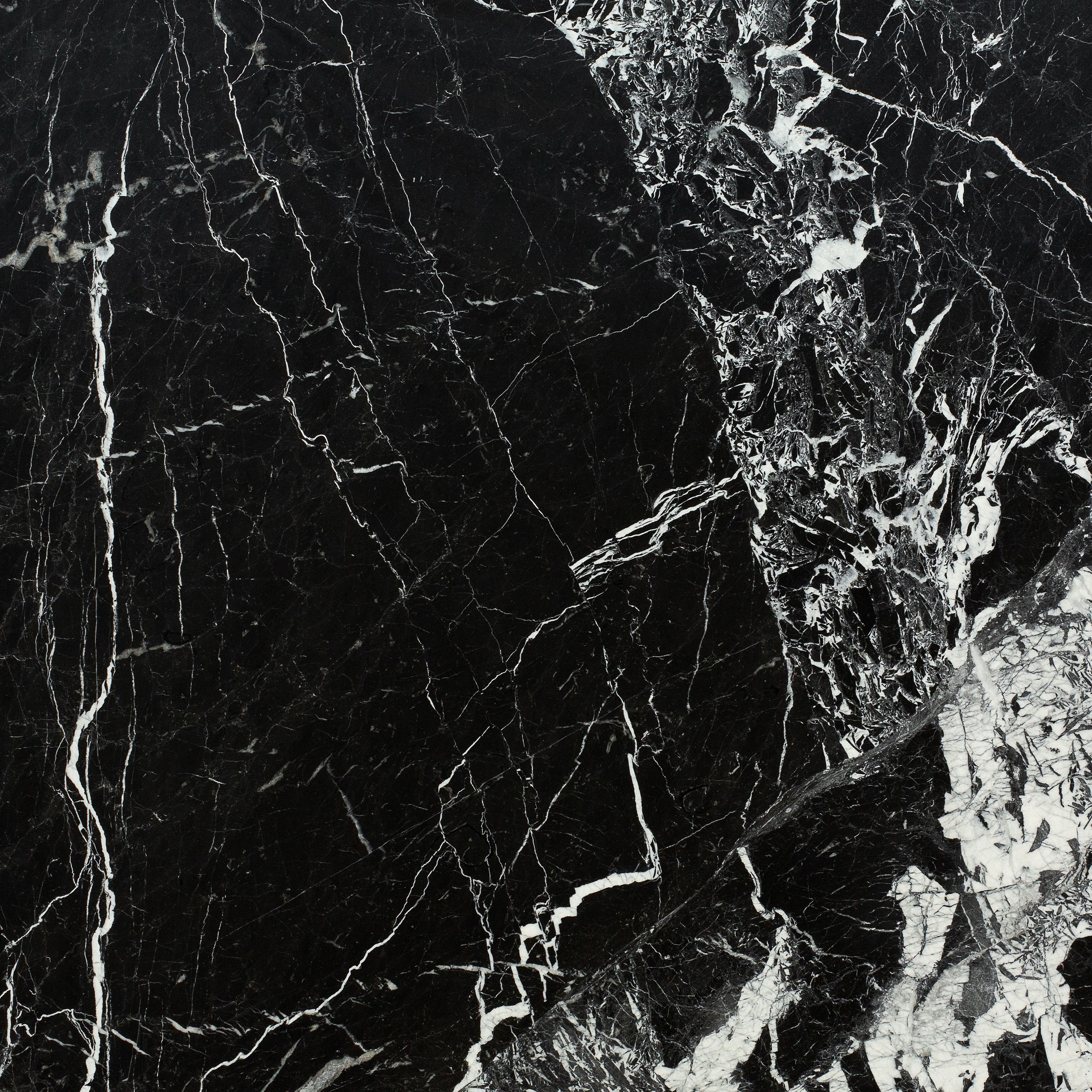 Produkt Black natural stones | Grand Antique des Herstellers Margraf anzeigen