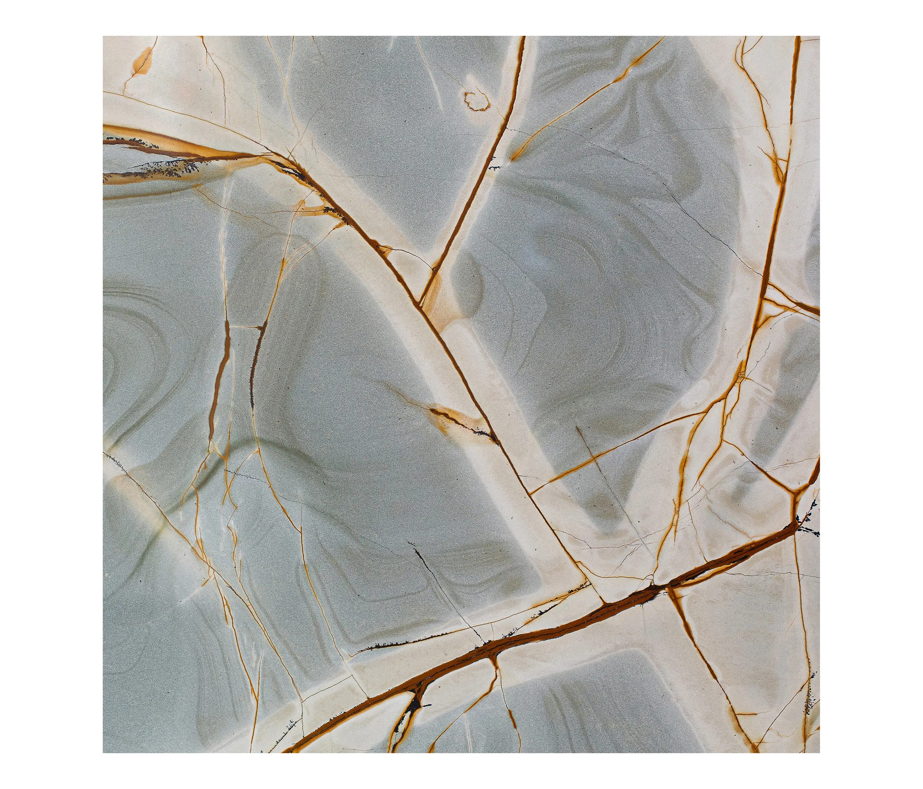 gallery-slide-0