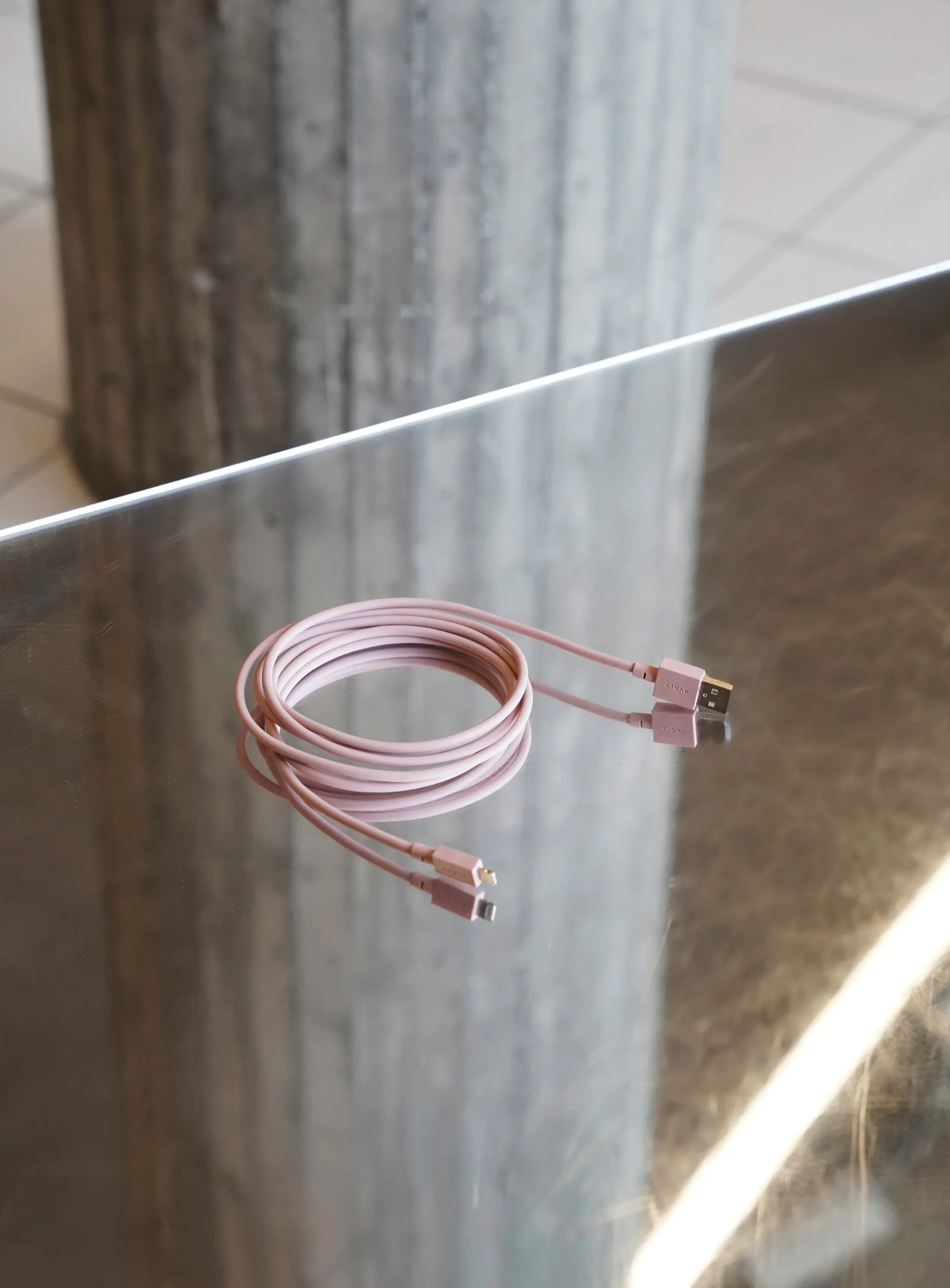 Avolt - CABLE 1 USB A to Lightning Silicone MFi charging cable, 1.8m - GOTLAND GRAY