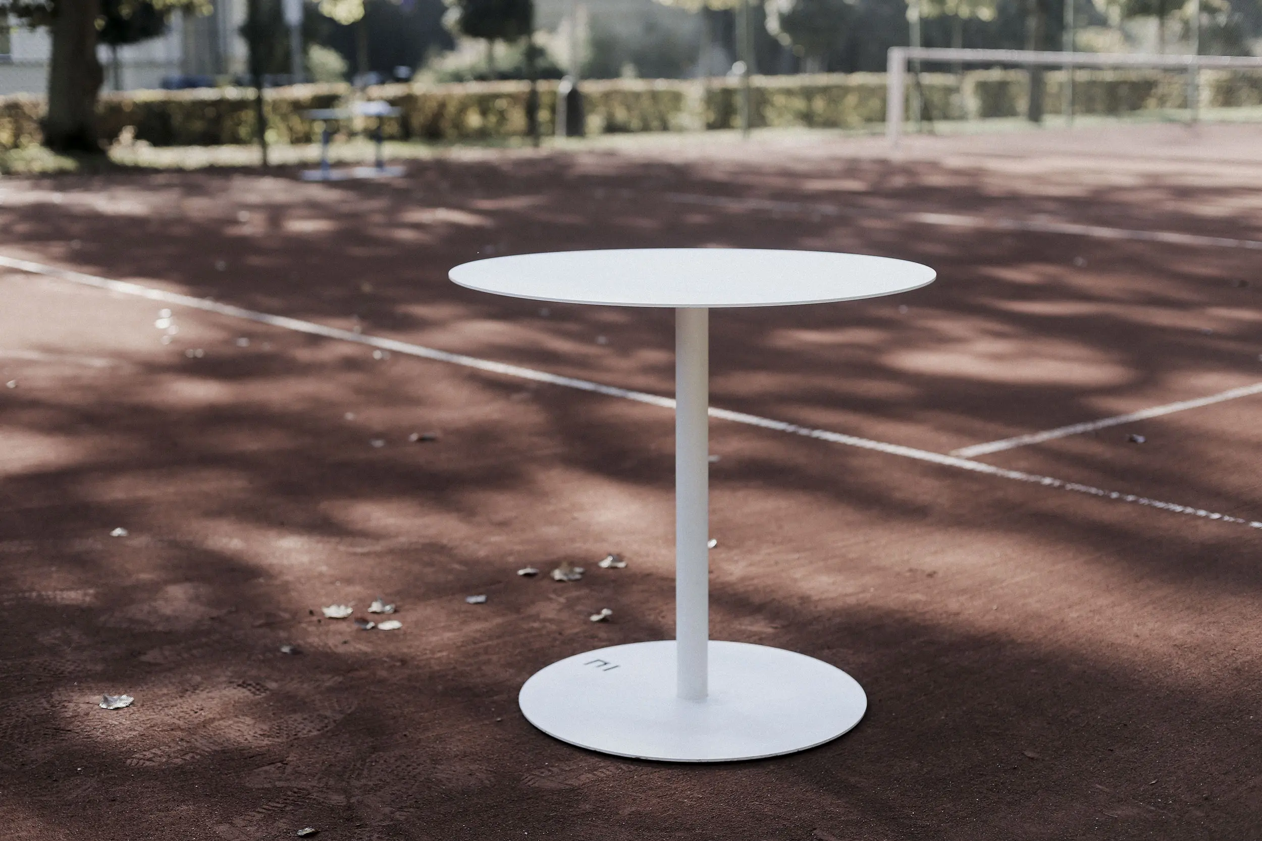 Egoé - Spulka Table
