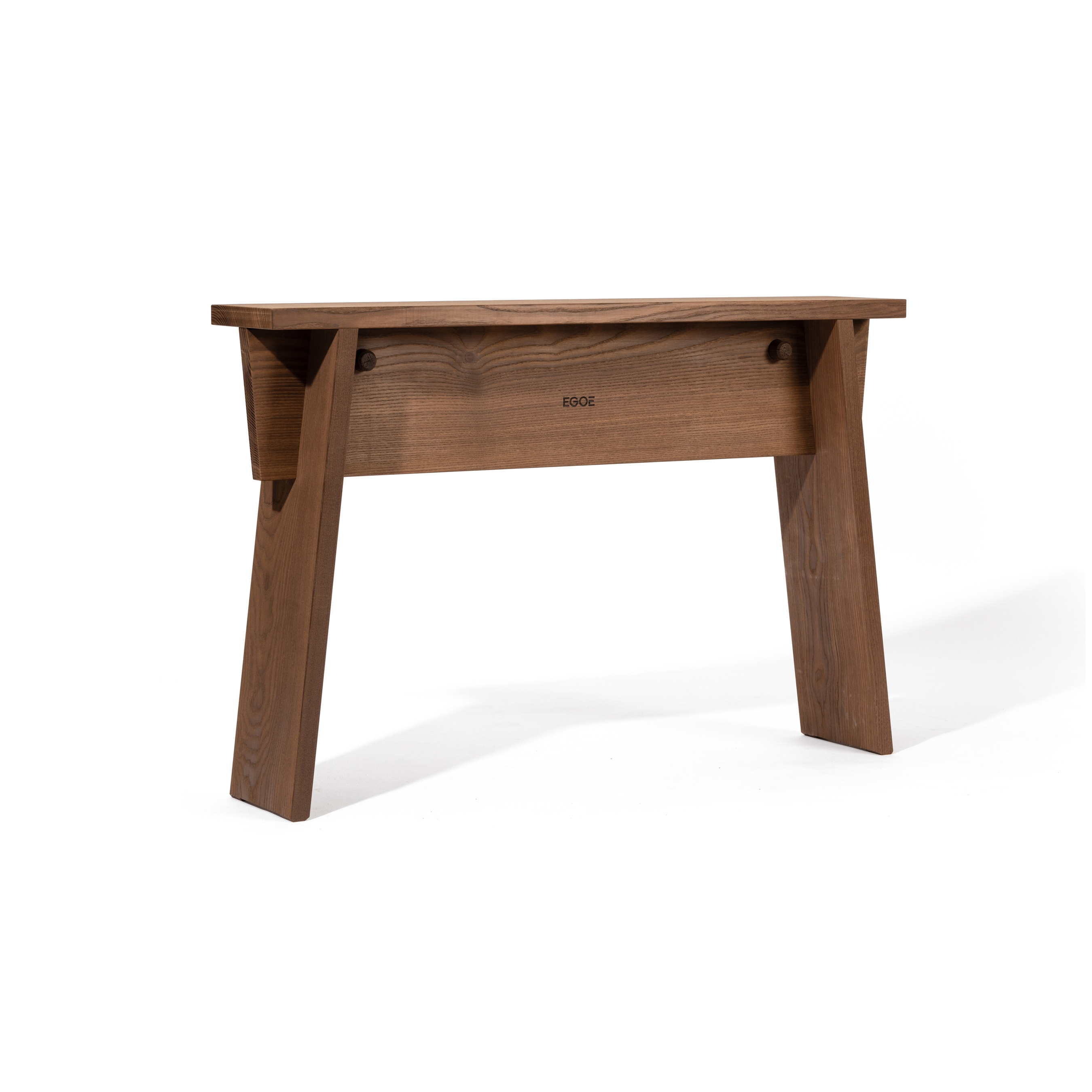 Afficher le produit Štok Table du fabricant Egoé