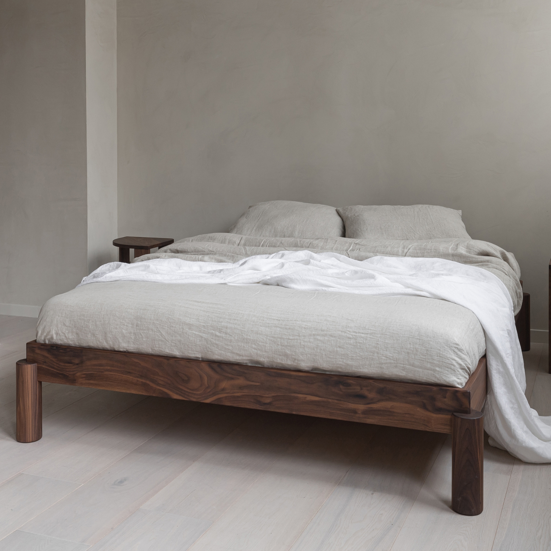 Display product 18° Walnut from manufacturer Selé