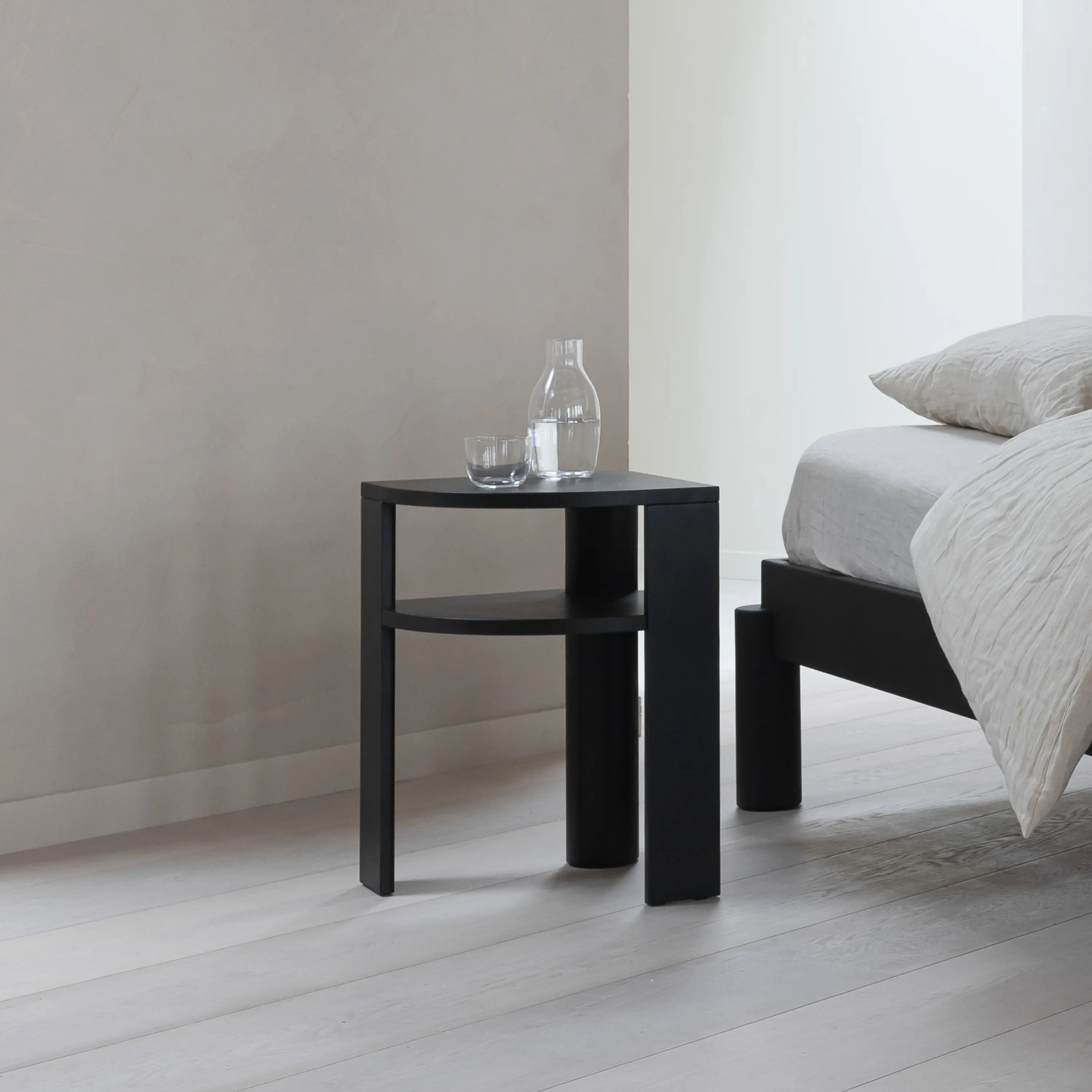 Selé - Crescent Black Oak