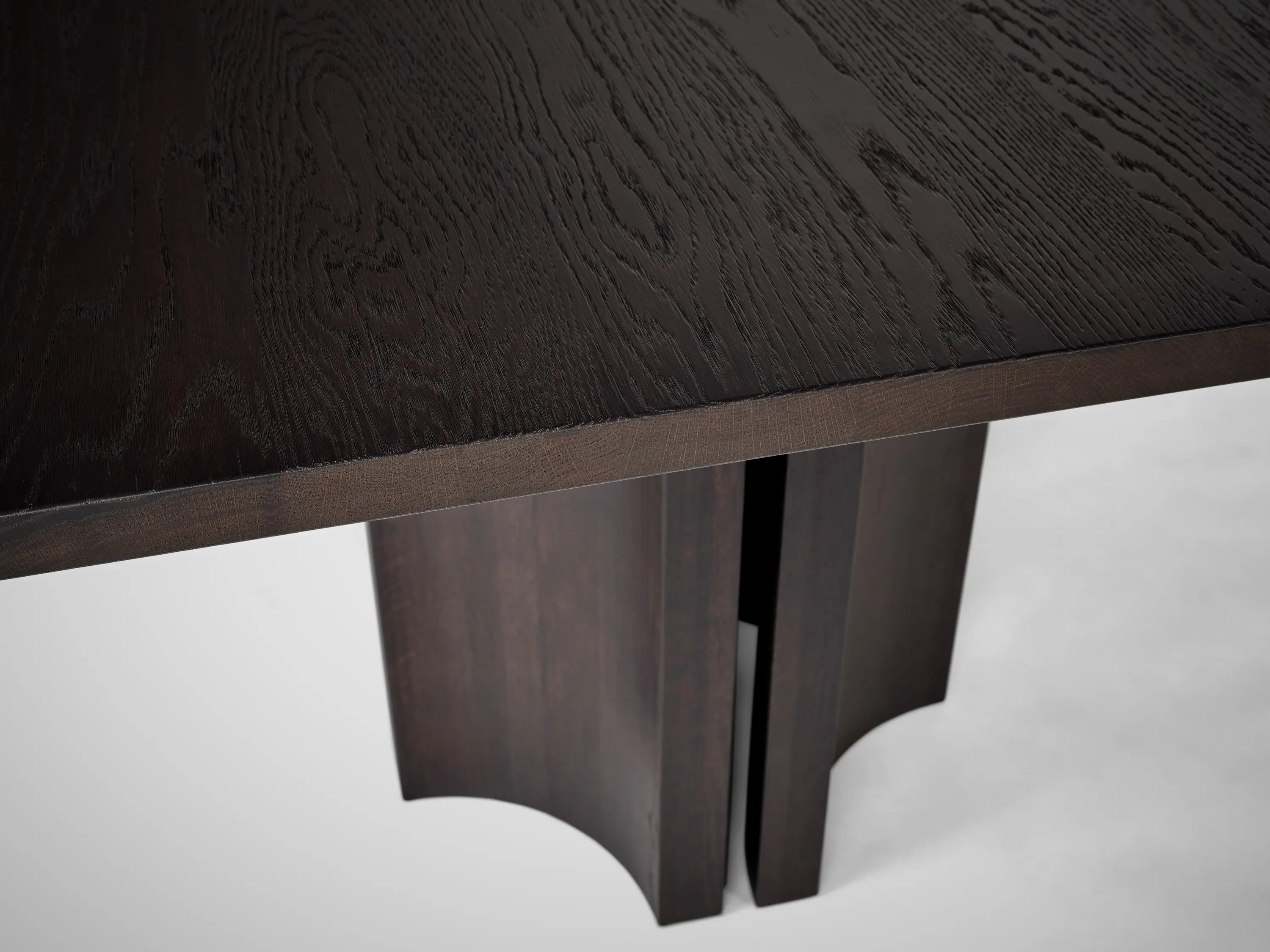 MOKKO - Aperta Table - DB.C2