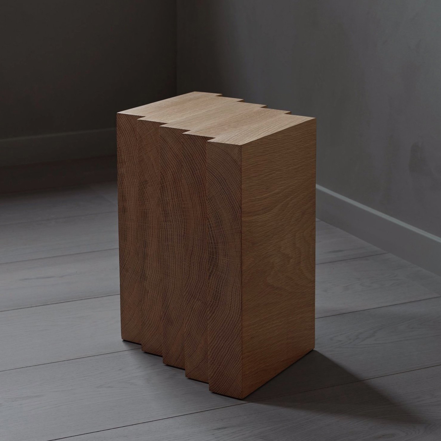 Mostrar el producto Scalae Side Table del fabricante MOKKO