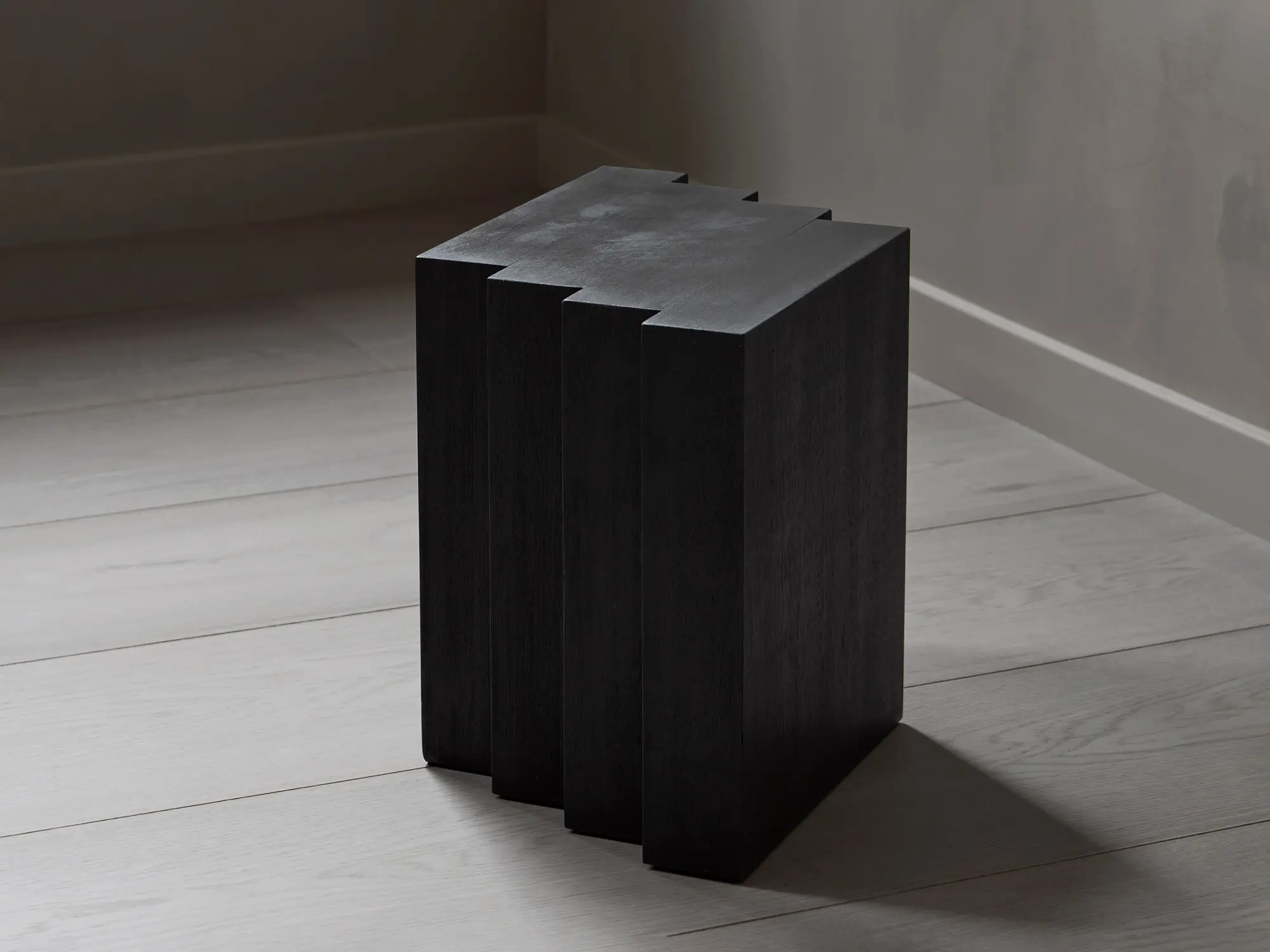 MOKKO - Scalae Side Table