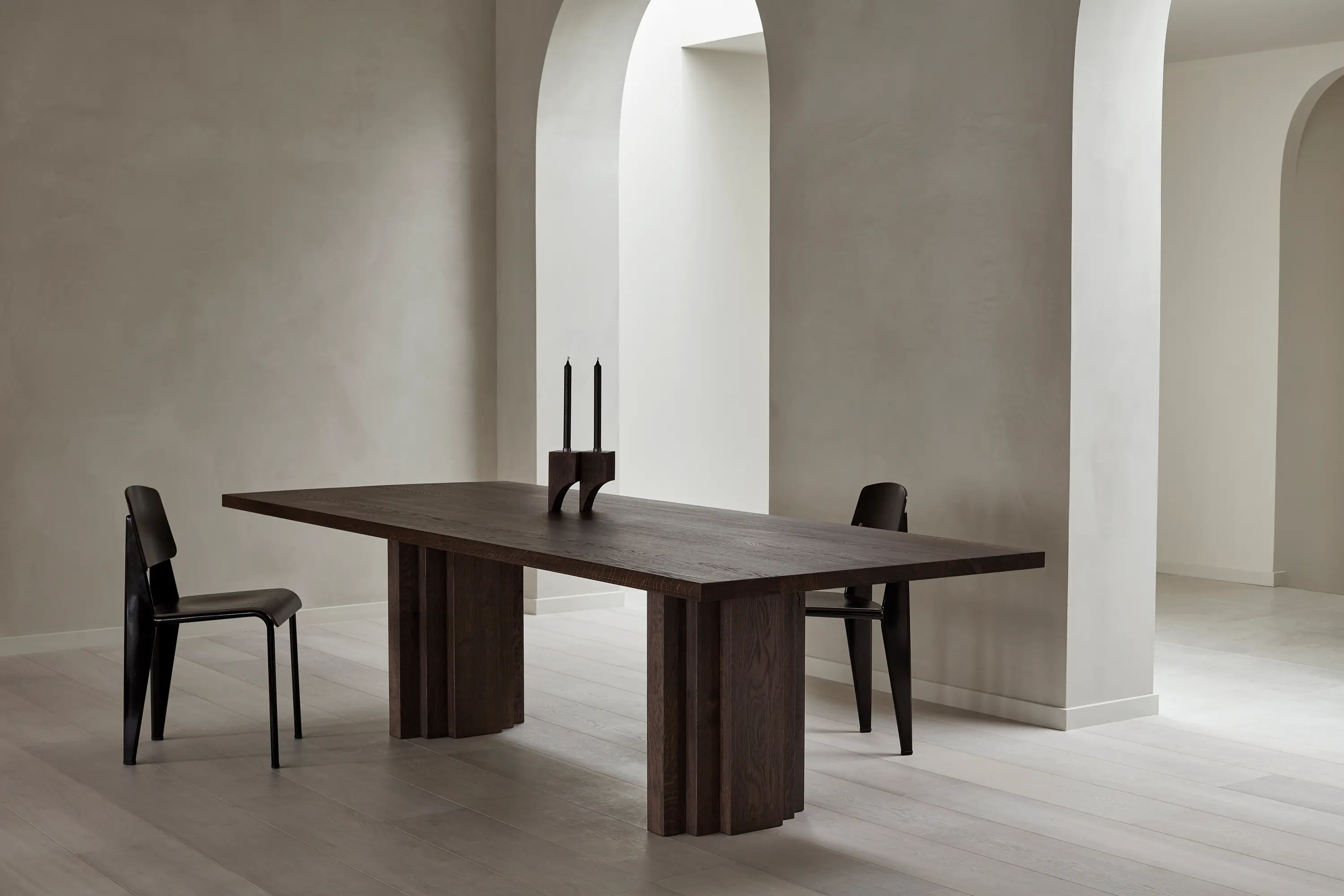 MOKKO - Brut Slim Table