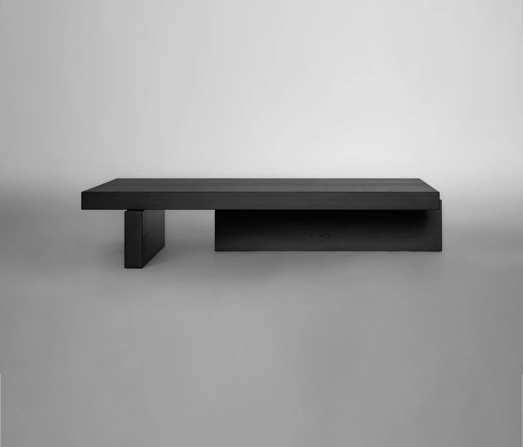 MOKKO - Hari Table