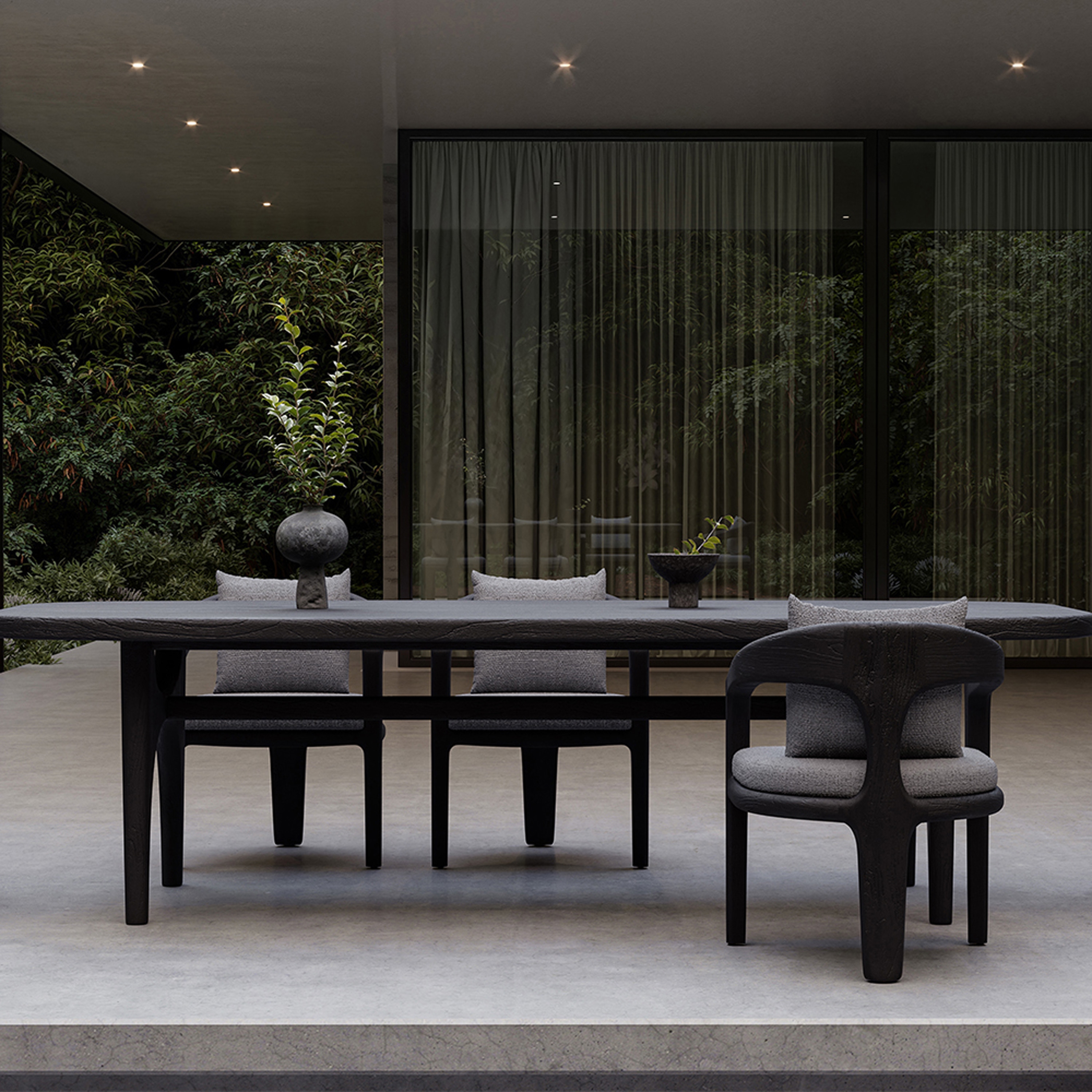 Mostra il prodotto Whale-Noche Dining Table del produttore SNOC