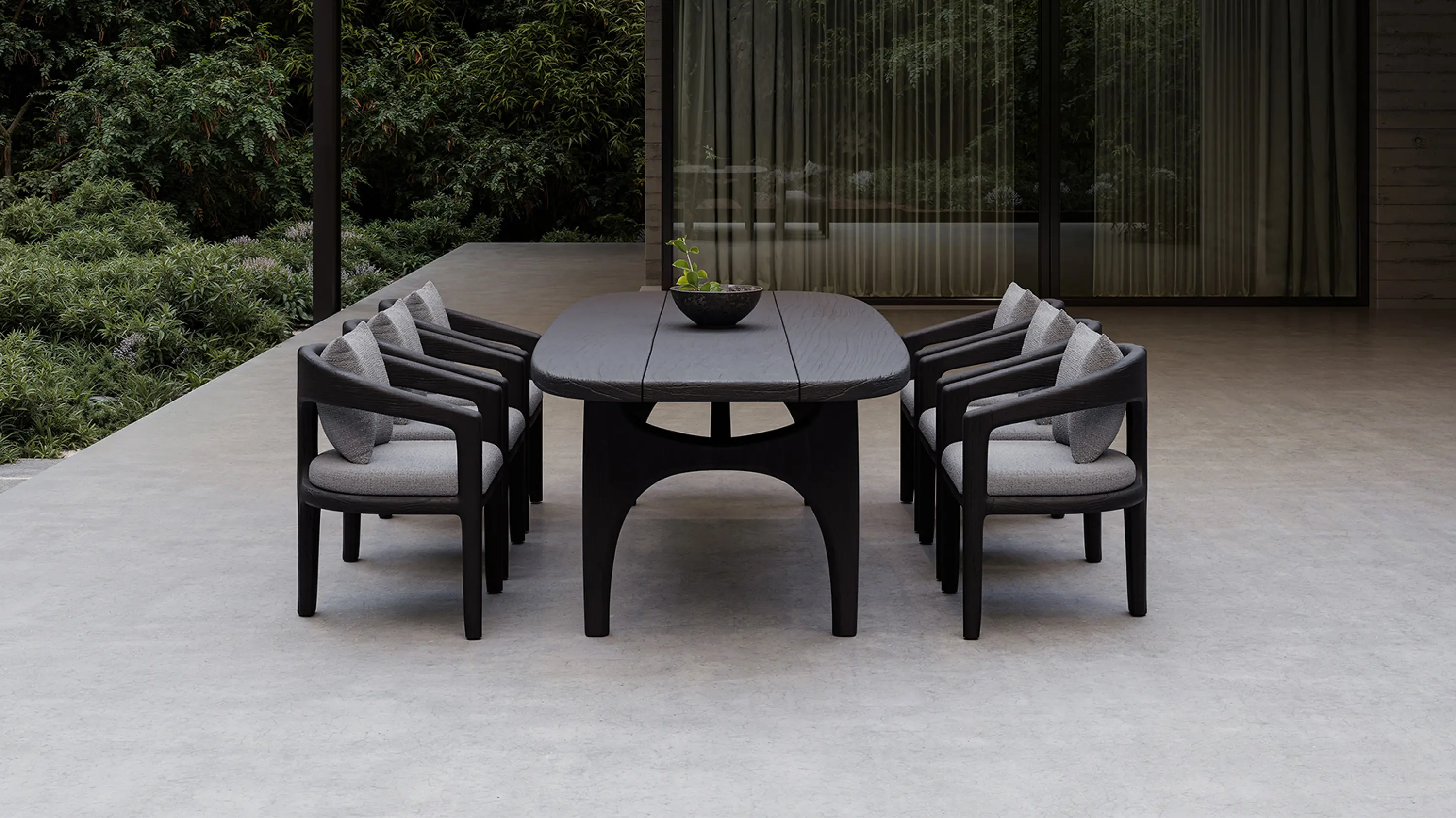 SNOC - Whale-Noche Dining Table