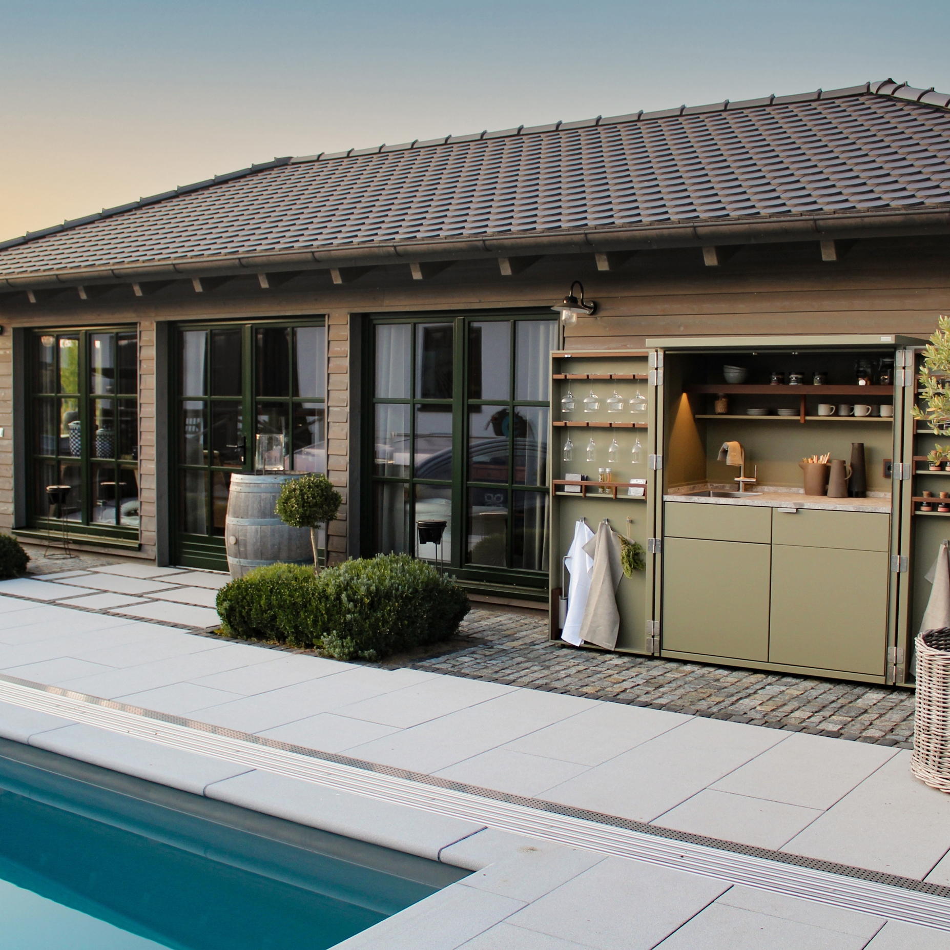 Display product Kitchen In A Cupboard from manufacturer Cubic Outdoor Living GmbH