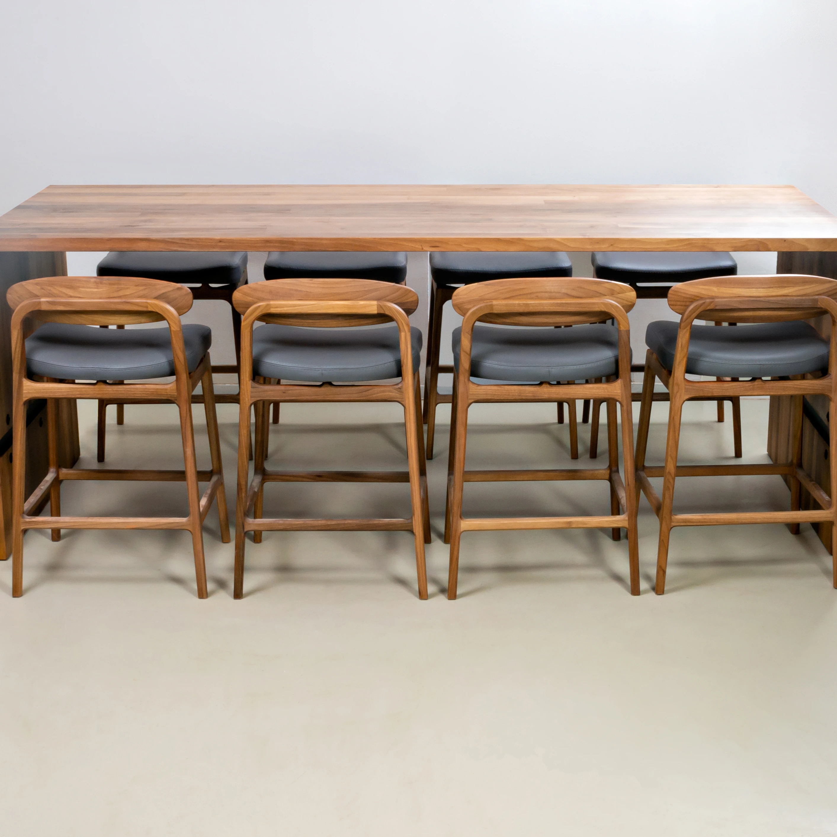 Bar tables
