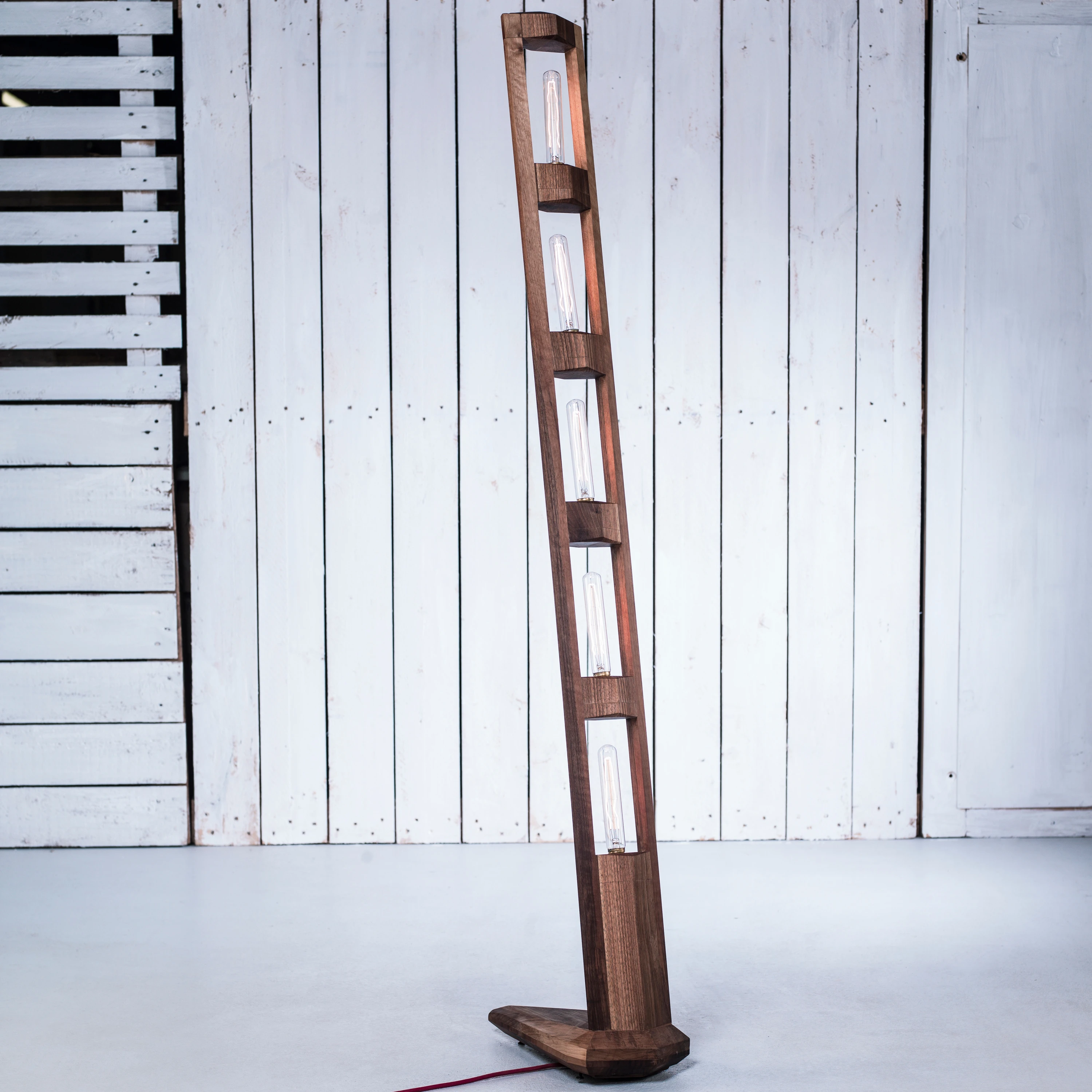 Floor lamps