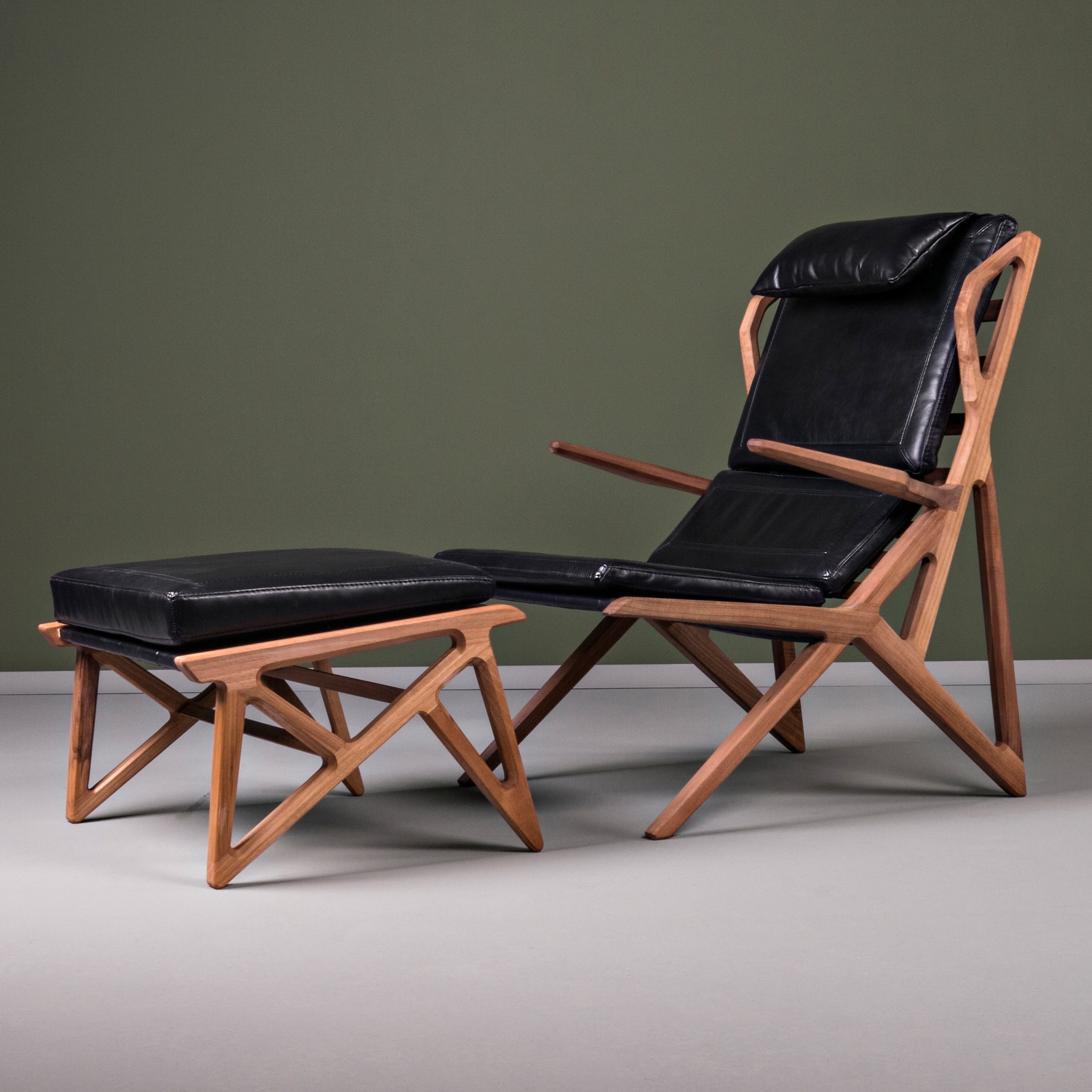 Mostrar el producto Triangle armchair, leather coll fabric del fabricante Hookl und Stool