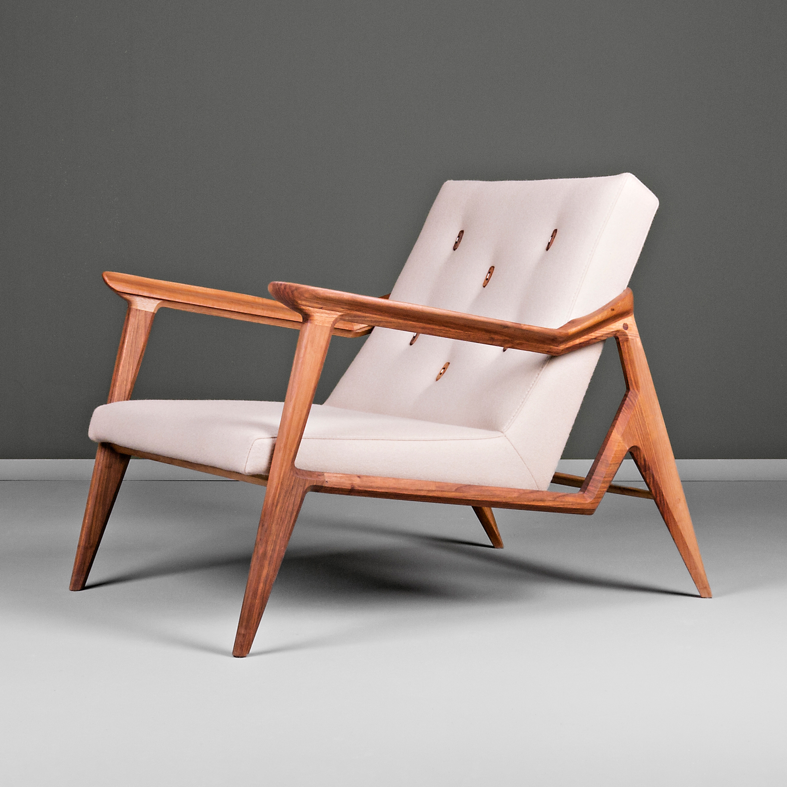 Mostra il prodotto Lipa armchair, wool coll fabric del produttore Hookl und Stool