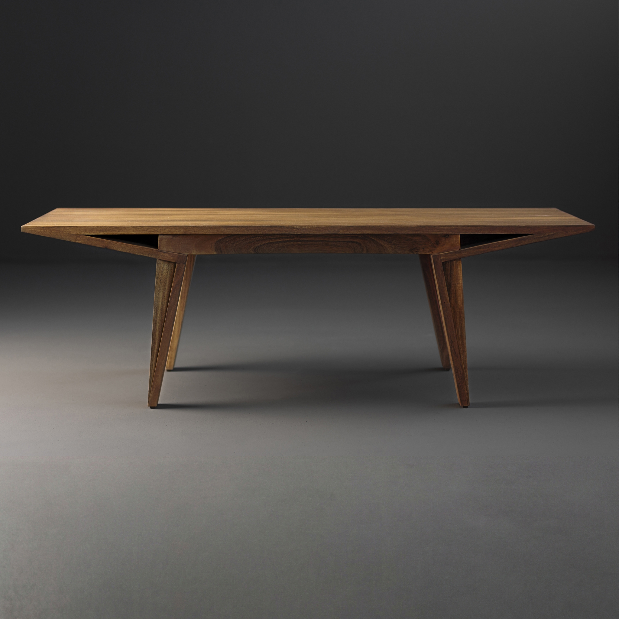 Produkt Maru coffee table des Herstellers Hookl und Stool anzeigen