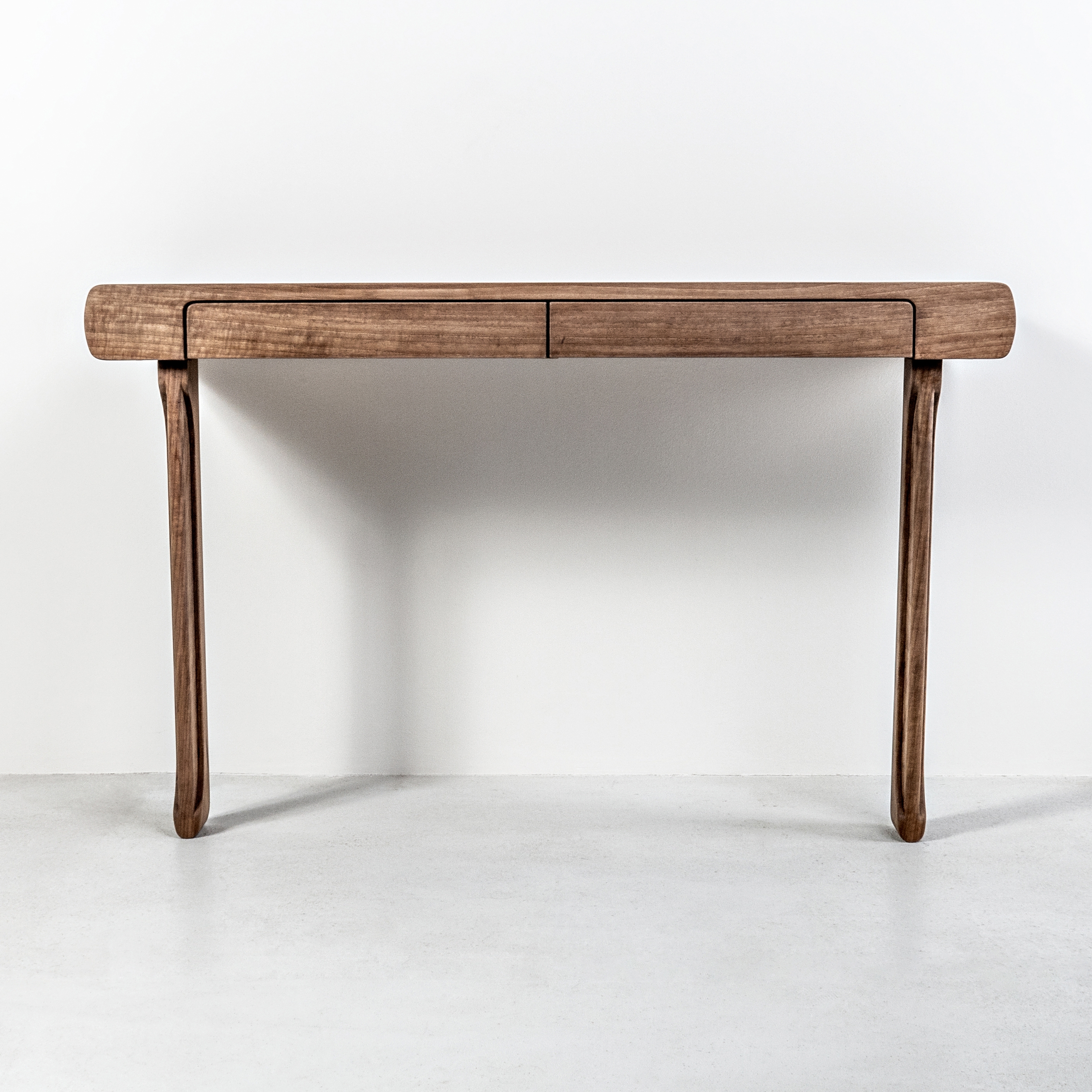 Mostrar el producto Vizura console table del fabricante Hookl und Stool