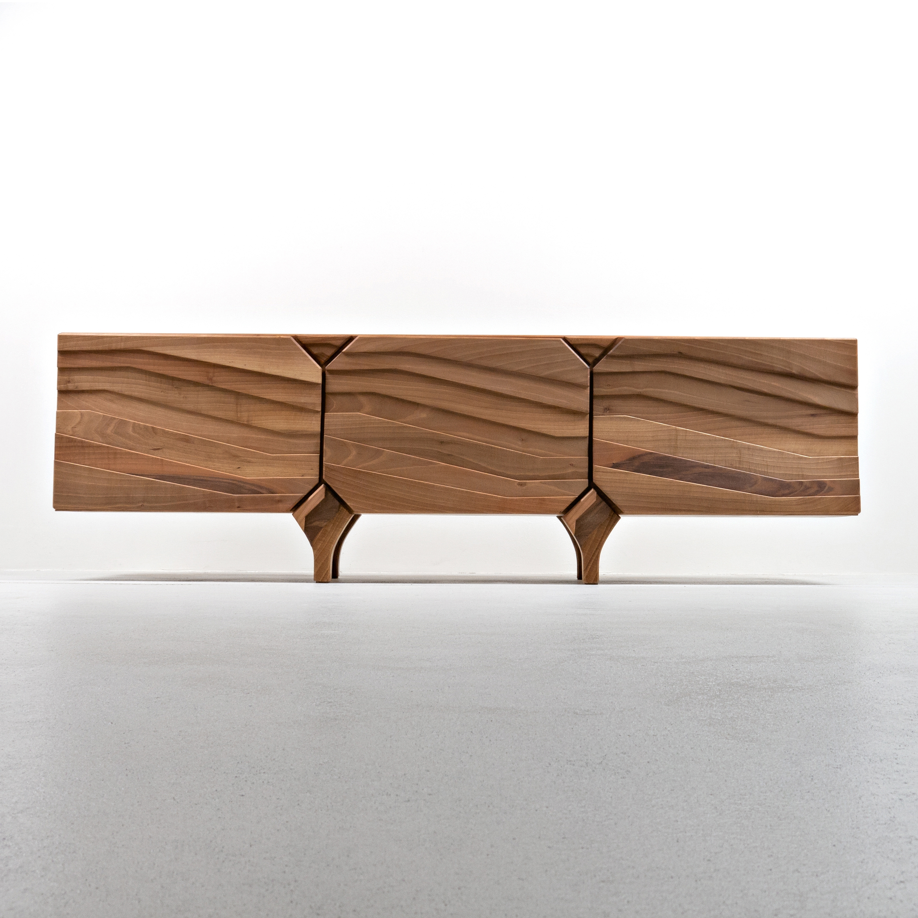 Mostra il prodotto Blenda side board del produttore Hookl und Stool