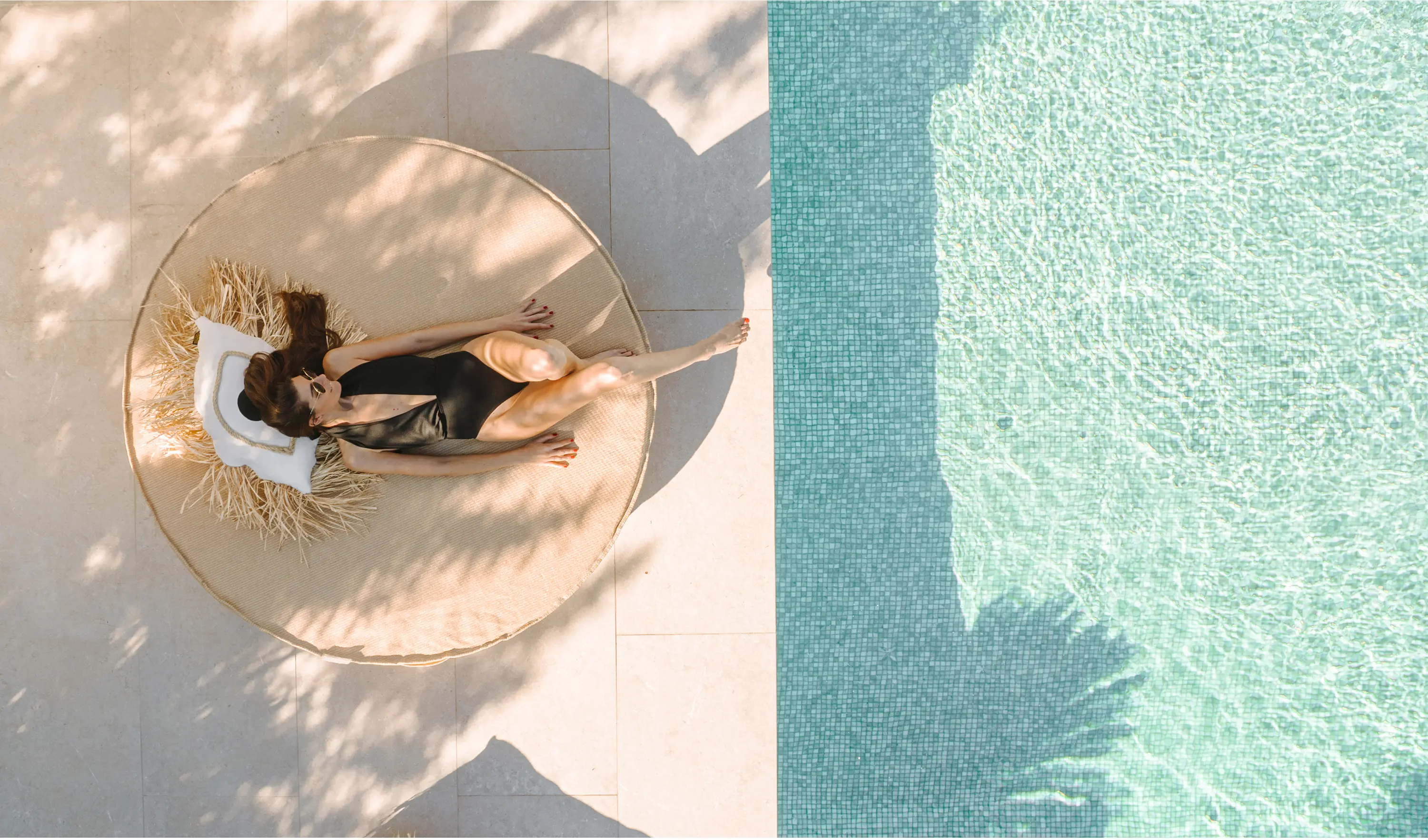 MX HOME - Beds and foam Mattresses | Outdoor foam bed - round - beige "raffia effect"