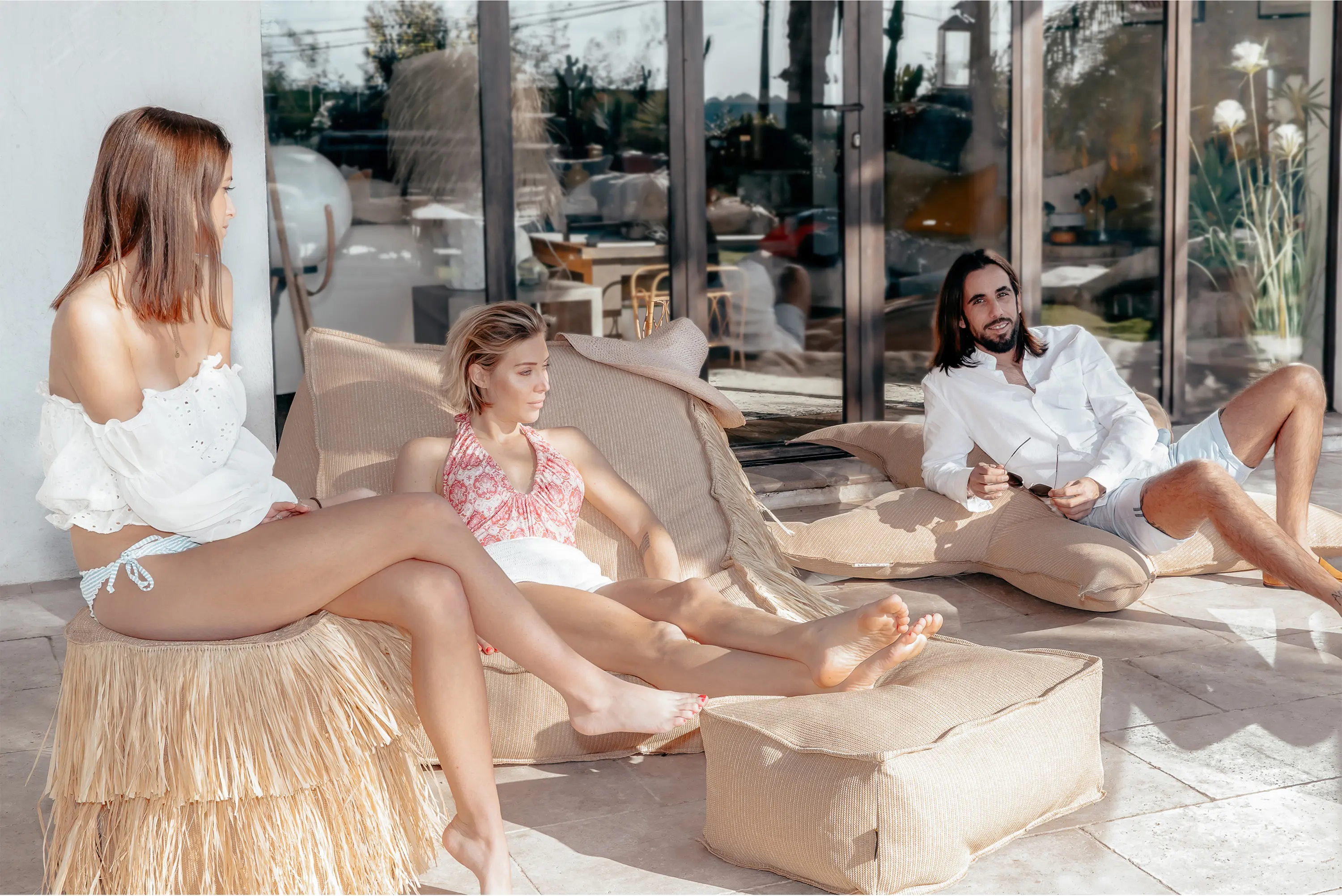 MX HOME - XL poufs and cushions | Raffia effect sun lounger with bangs - Outdoor