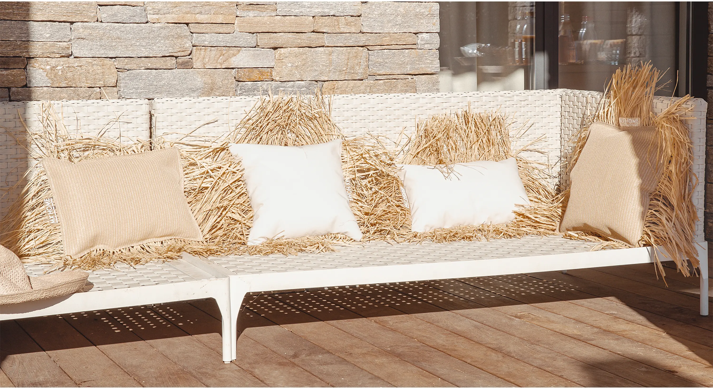 MX HOME - XL poufs and cushions | White cushion with raffia fringe - Outdoor