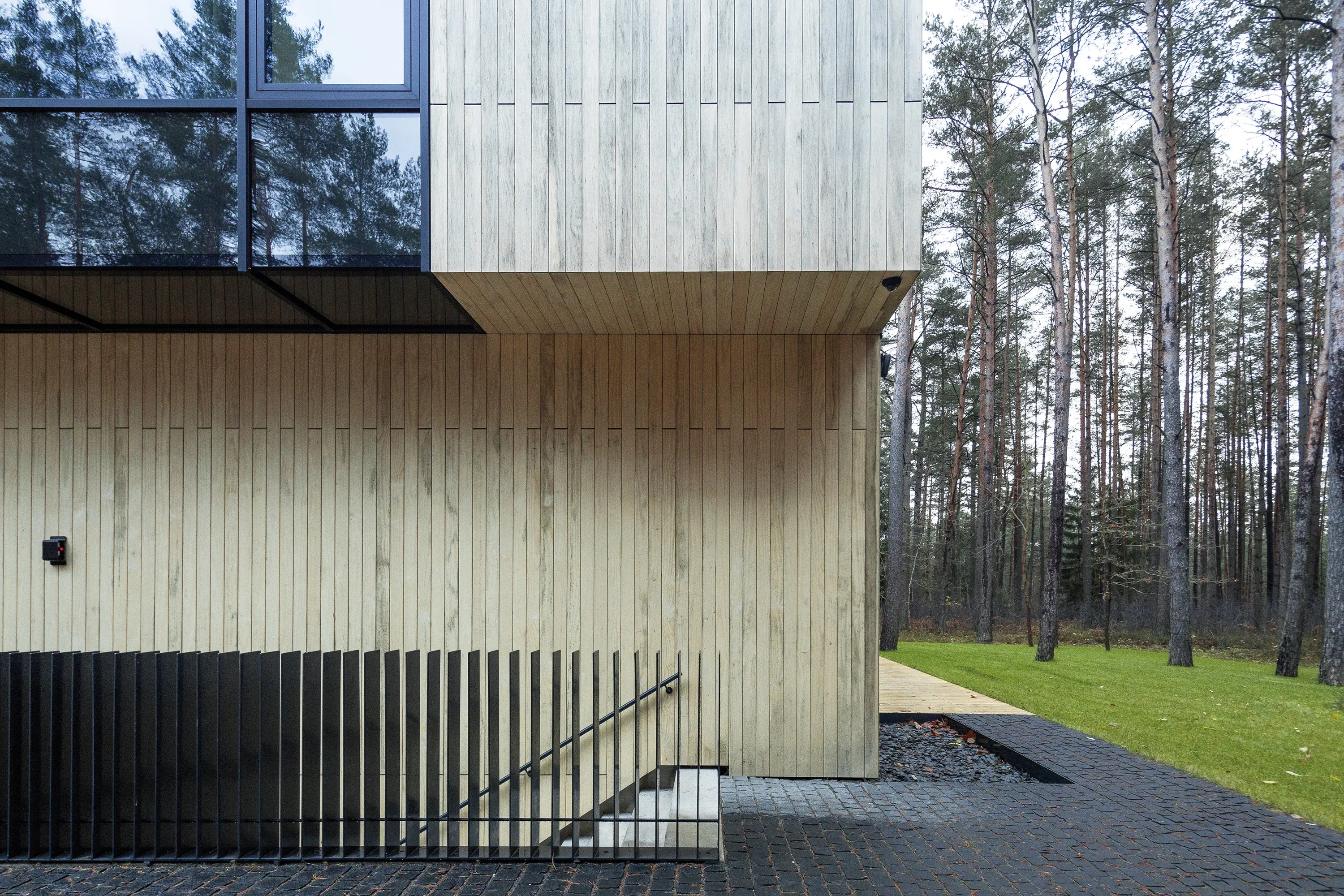Sapiens - CLADDING.SLIM