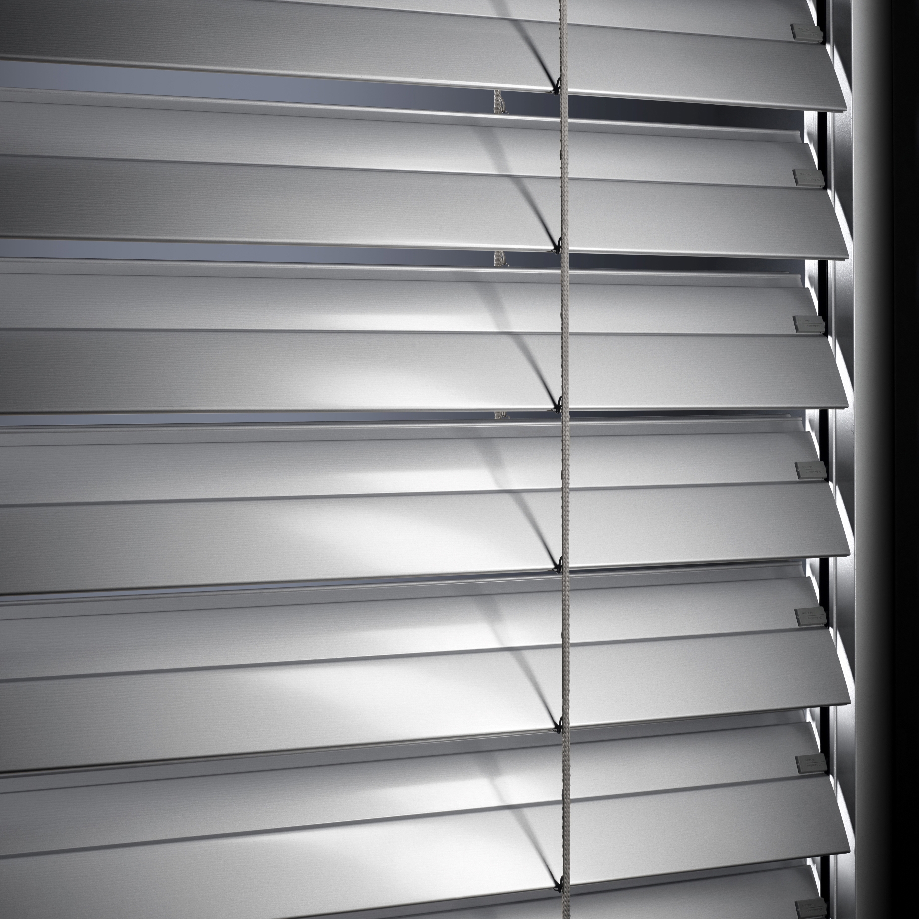 Display product Metal compact venetian blind MV 90 from manufacturer Schenker Storen AG