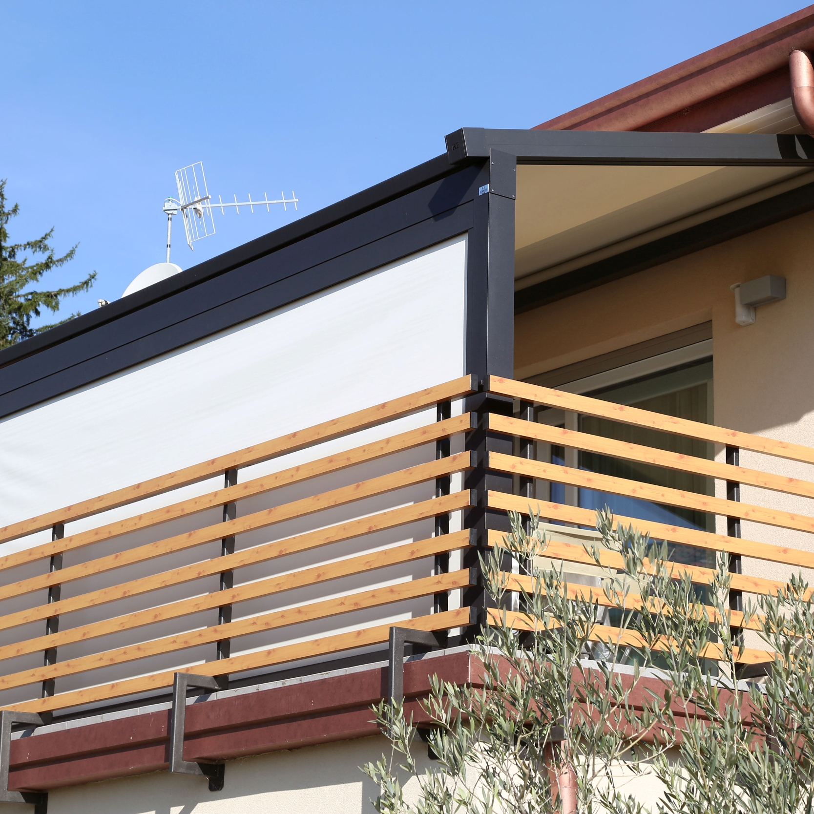 Display product ZIP-Pergola ZP 7 from manufacturer Schenker Storen AG