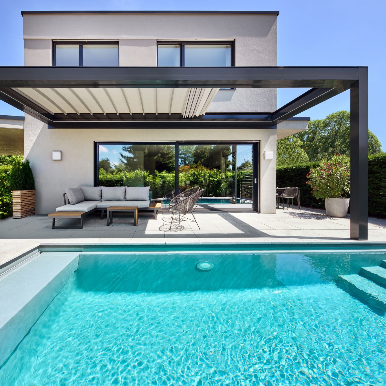 Display product Folding pergola FP 7 from manufacturer Schenker Storen AG