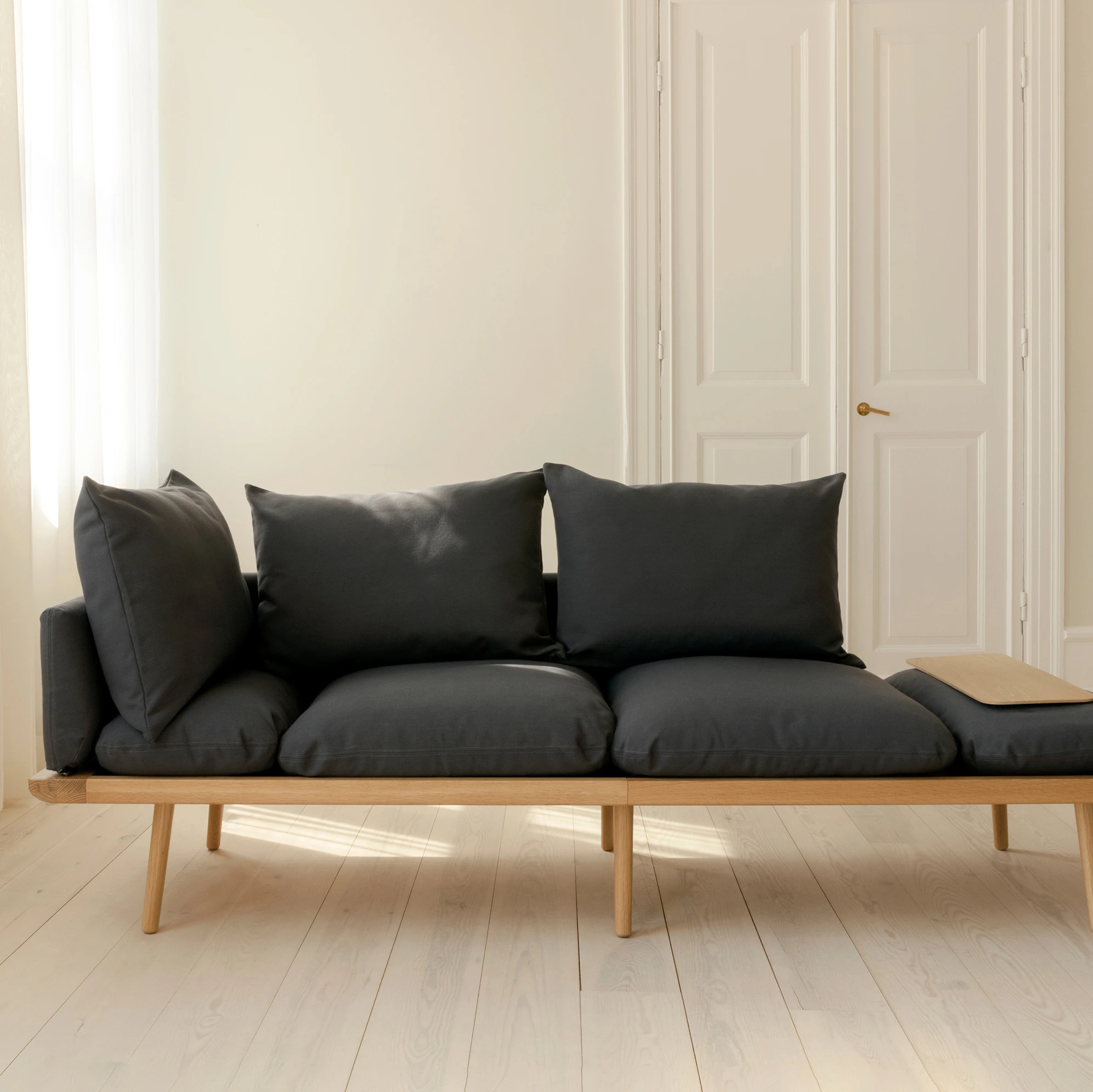 SOFAS AND DAYBEDS
