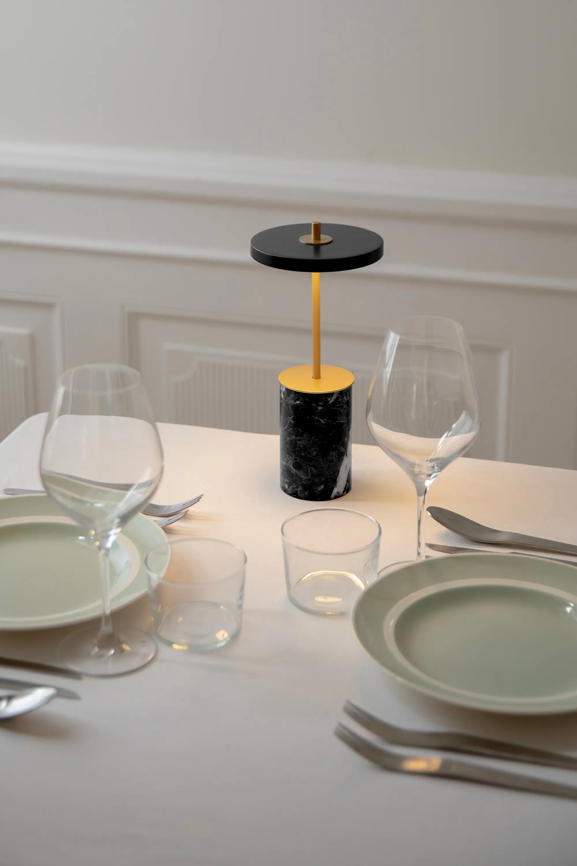 UMAGE - Asteria Move | mini, portable lamp, black marble
